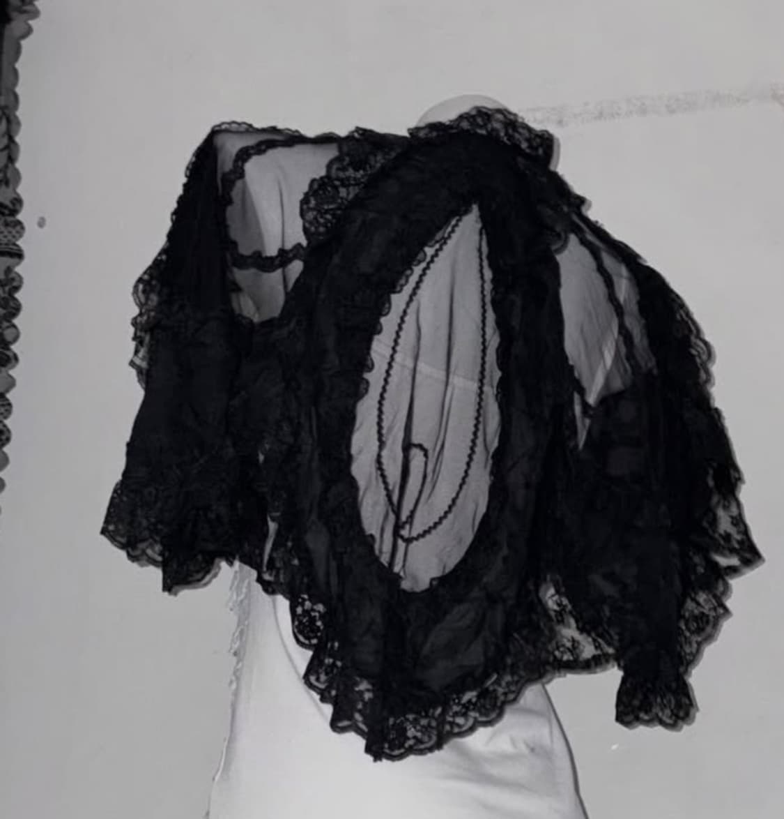 고스 레이스 케이프 숄 블랙 고스로리 공겜여주 상품이미지2