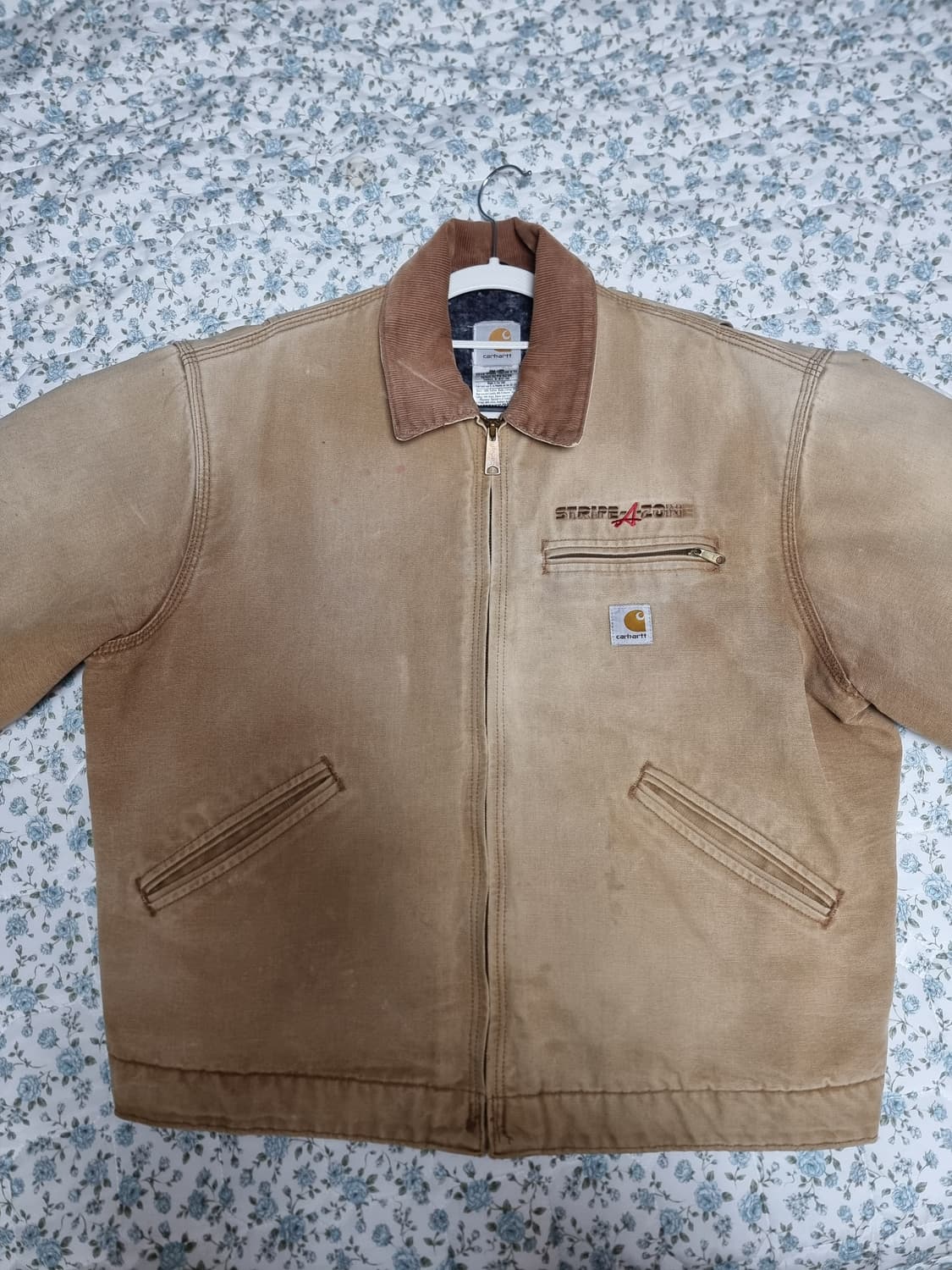 칼하트 디트로이트 j01 brn 44사이즈 상품이미지1