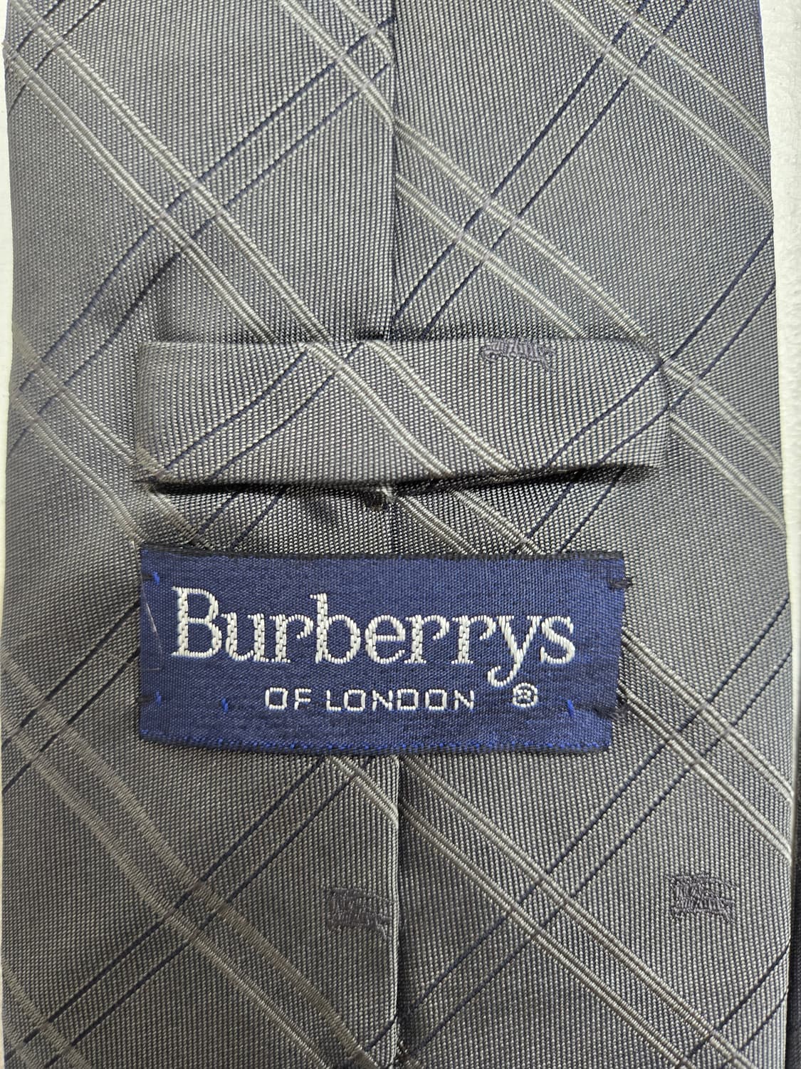 버버리 체크 패턴 정장 넥타이 상품이미지3