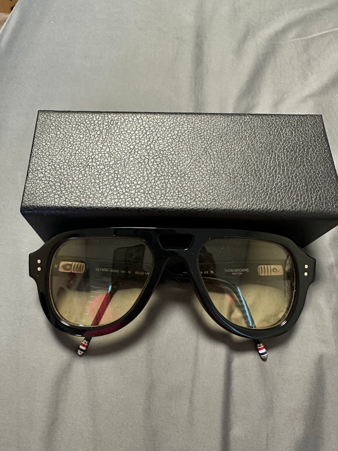 톰브라운 선글라스 안경 지드래곤 착용 상품이미지3