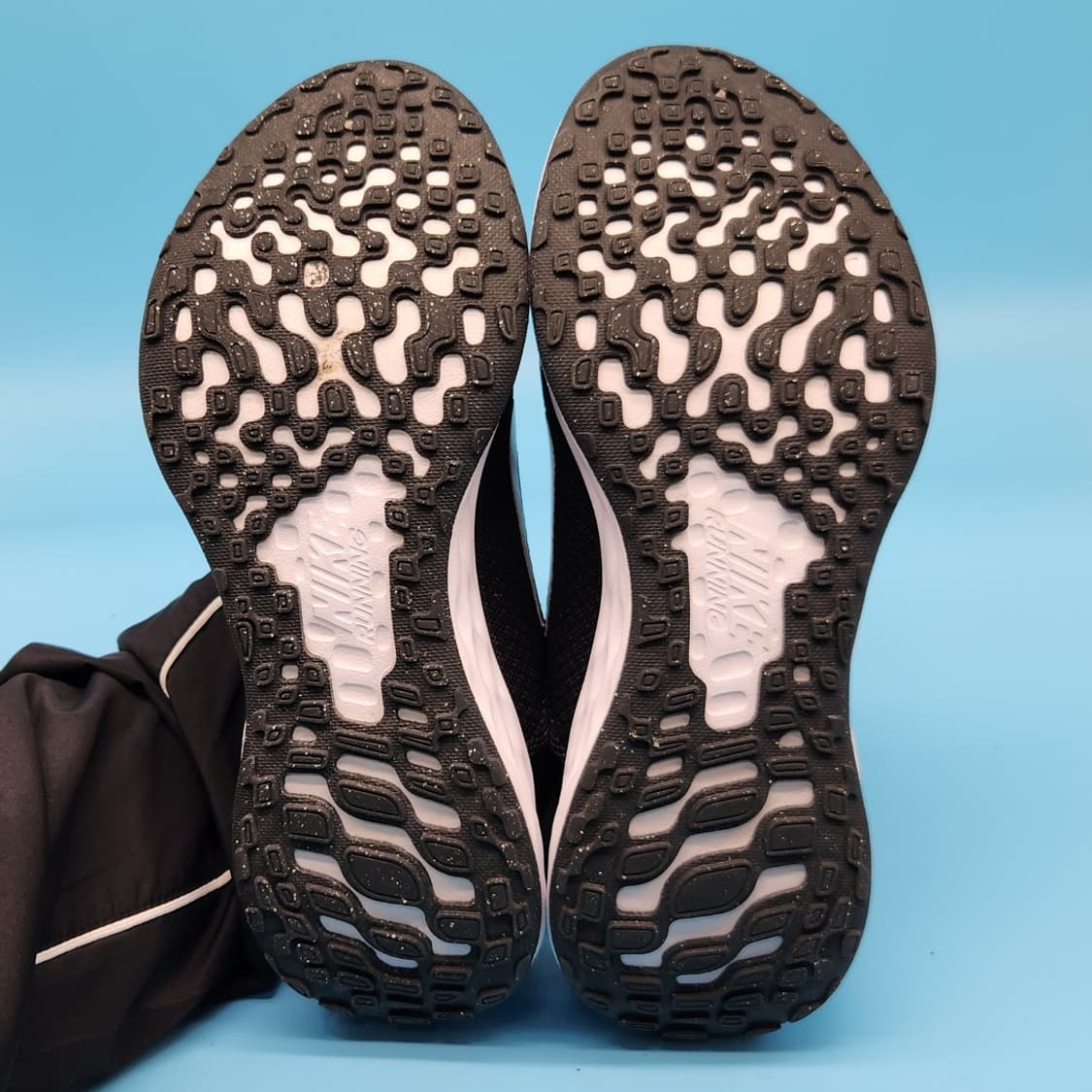 oo 나이키 레볼루션6 운동화 240 상품이미지3