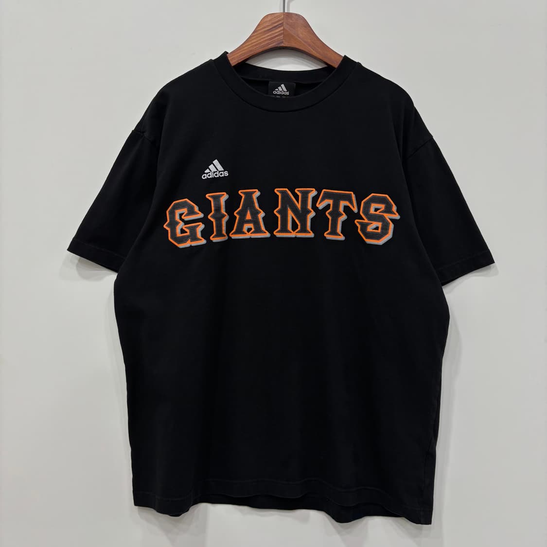 adidas 자이언츠 코쿠보 반팔티 상품이미지4