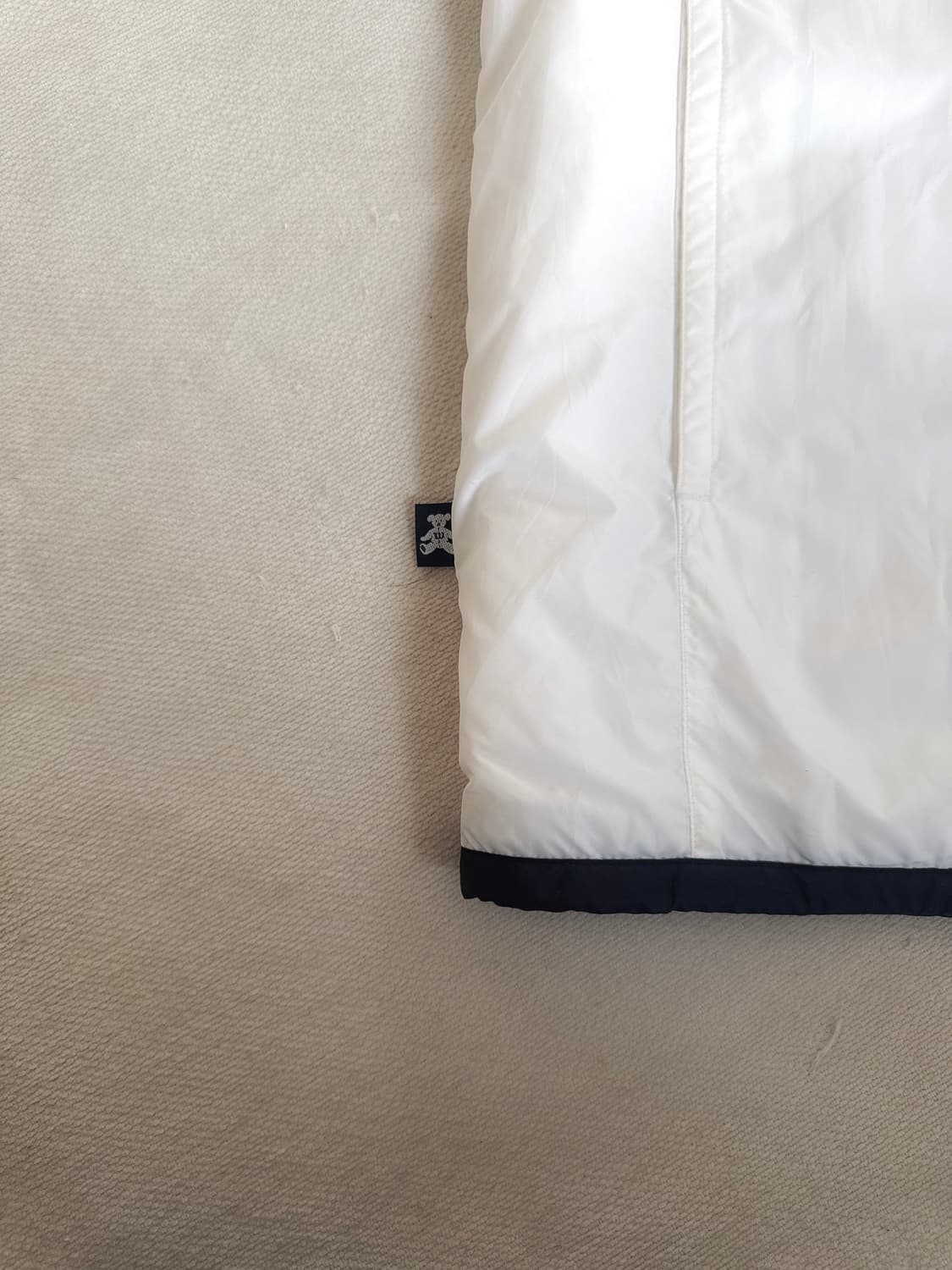 윌슨 곰돌이 화이트&네이비 바람막이 아우터 상품이미지3