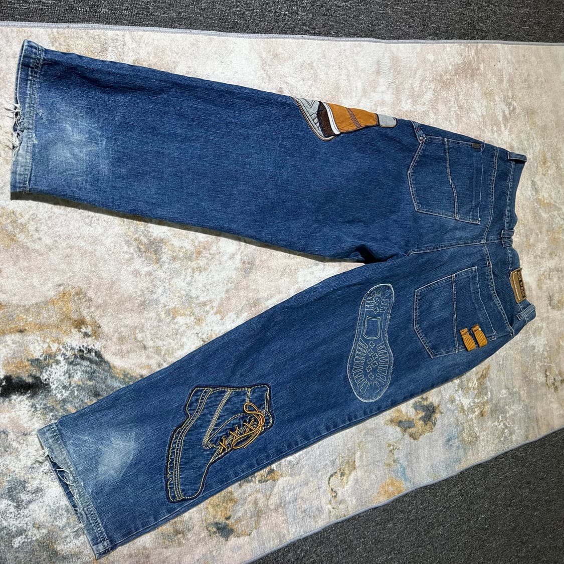 RAW BLUE 디테일 데님 배기 팬츠 상품이미지9