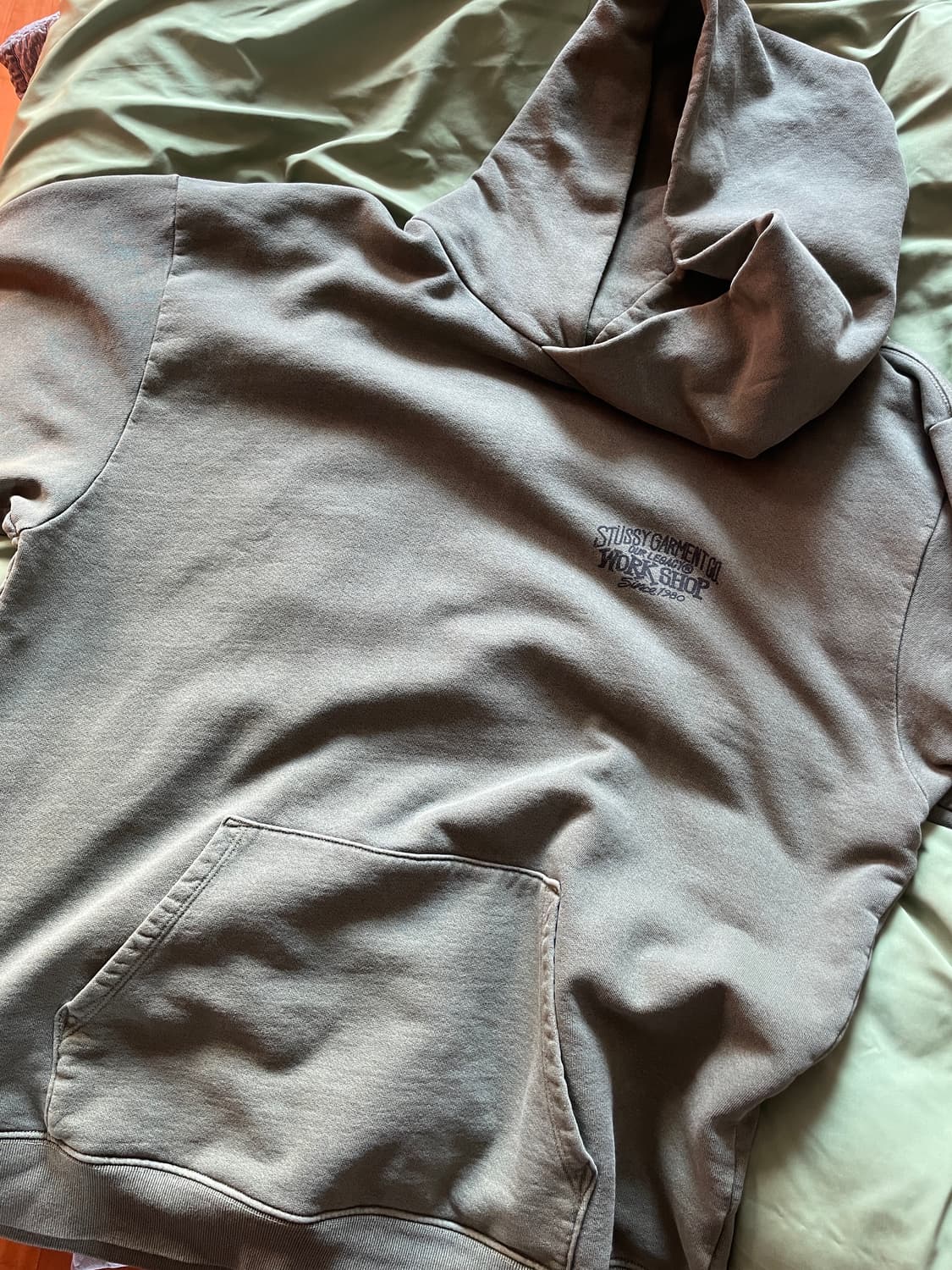 스투시 아워레가시 워크샵 피그먼트 다잉 후드티 XL 상품이미지1