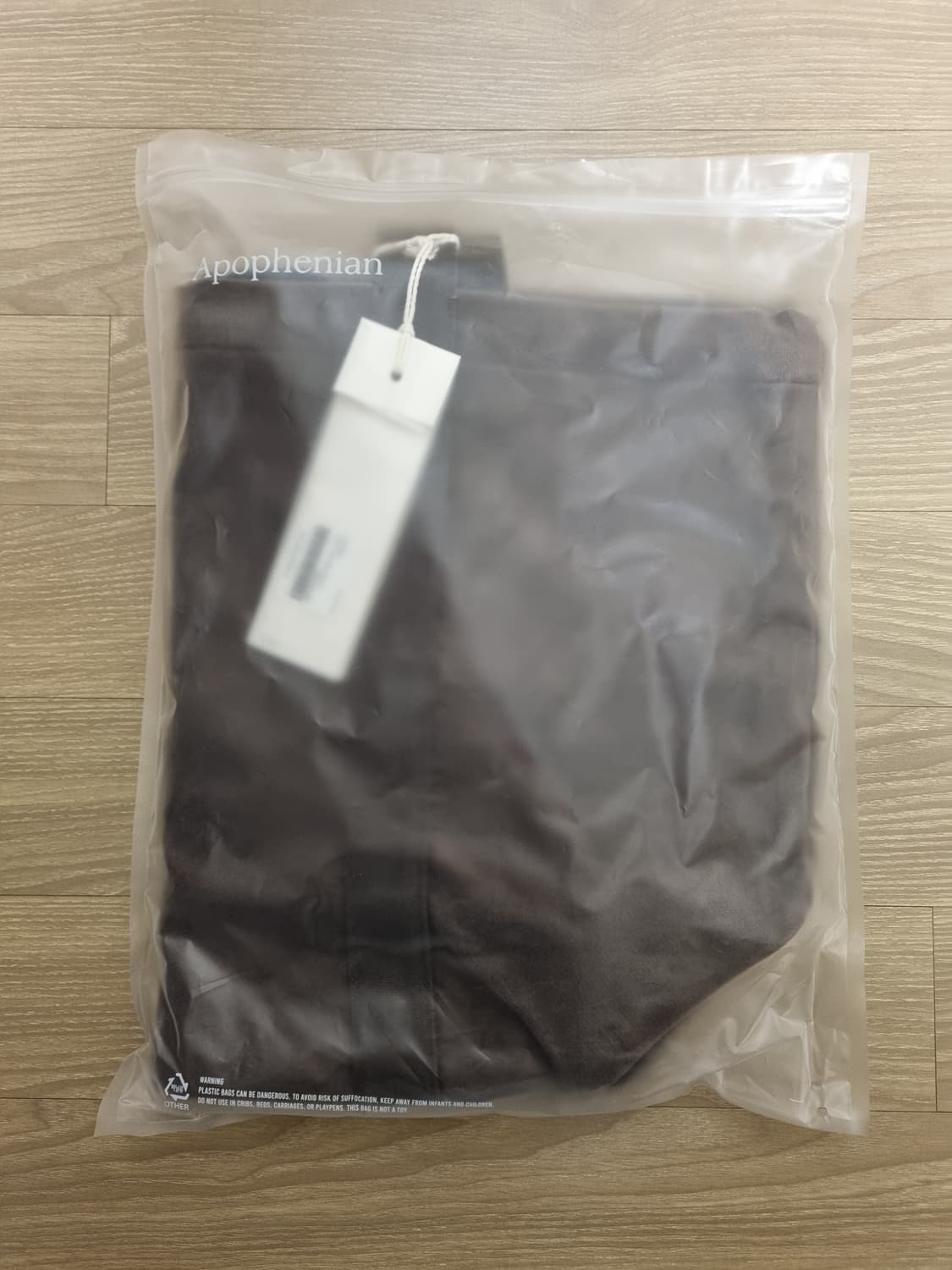 아포페니안 벨벳 토트백 새상품 상품이미지1