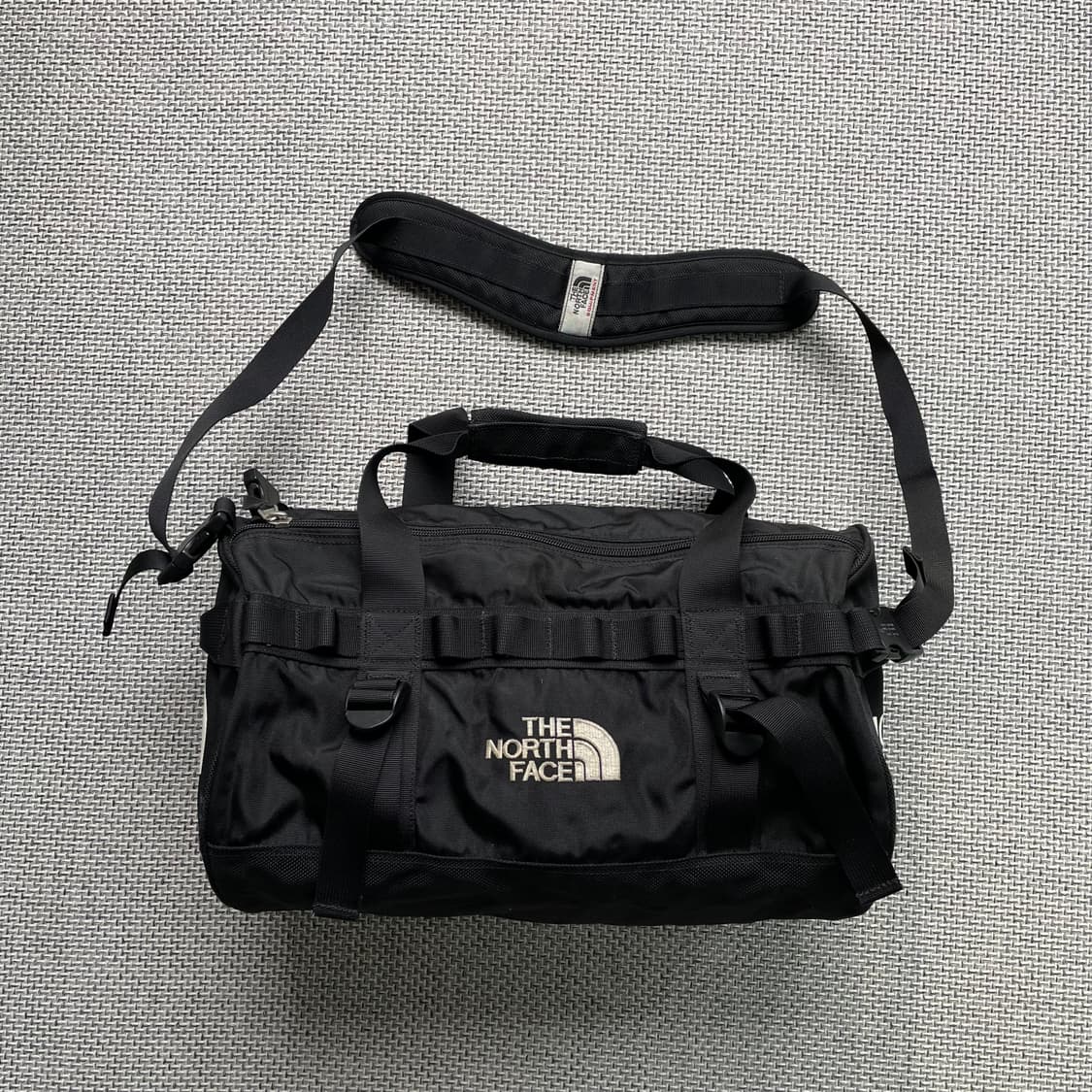 노스페이스 크로스백 상품이미지2