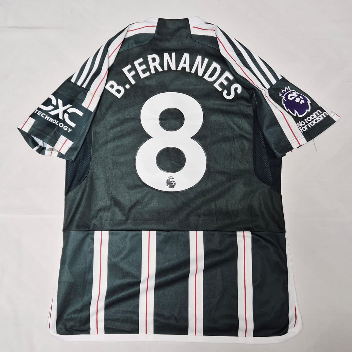 맨유 원정 브루노 페르난데스 유니폼 팝니다  상품이미지2
