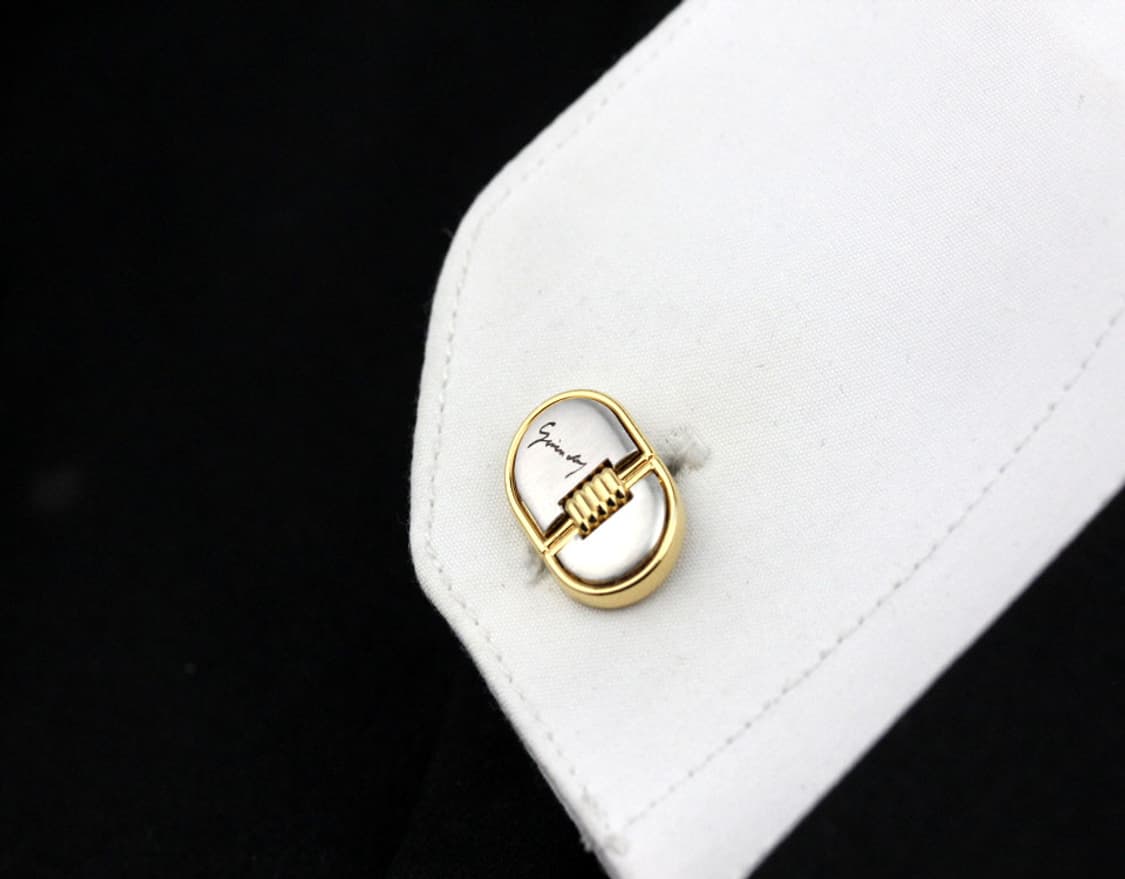 지방시 A-등급 남자 명품 커프스 상품이미지6