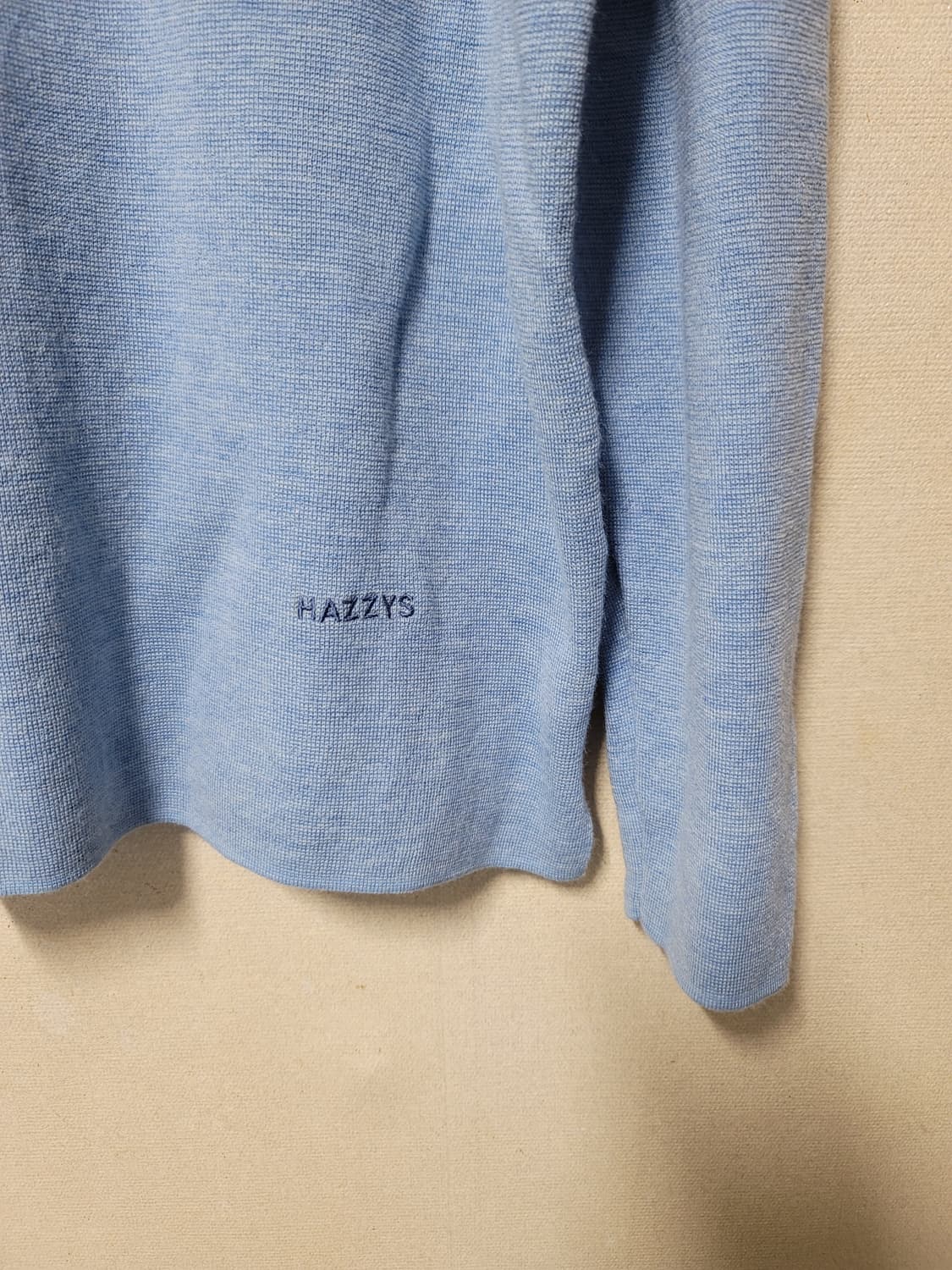 헤지스 포켓배색 니트 상품이미지3