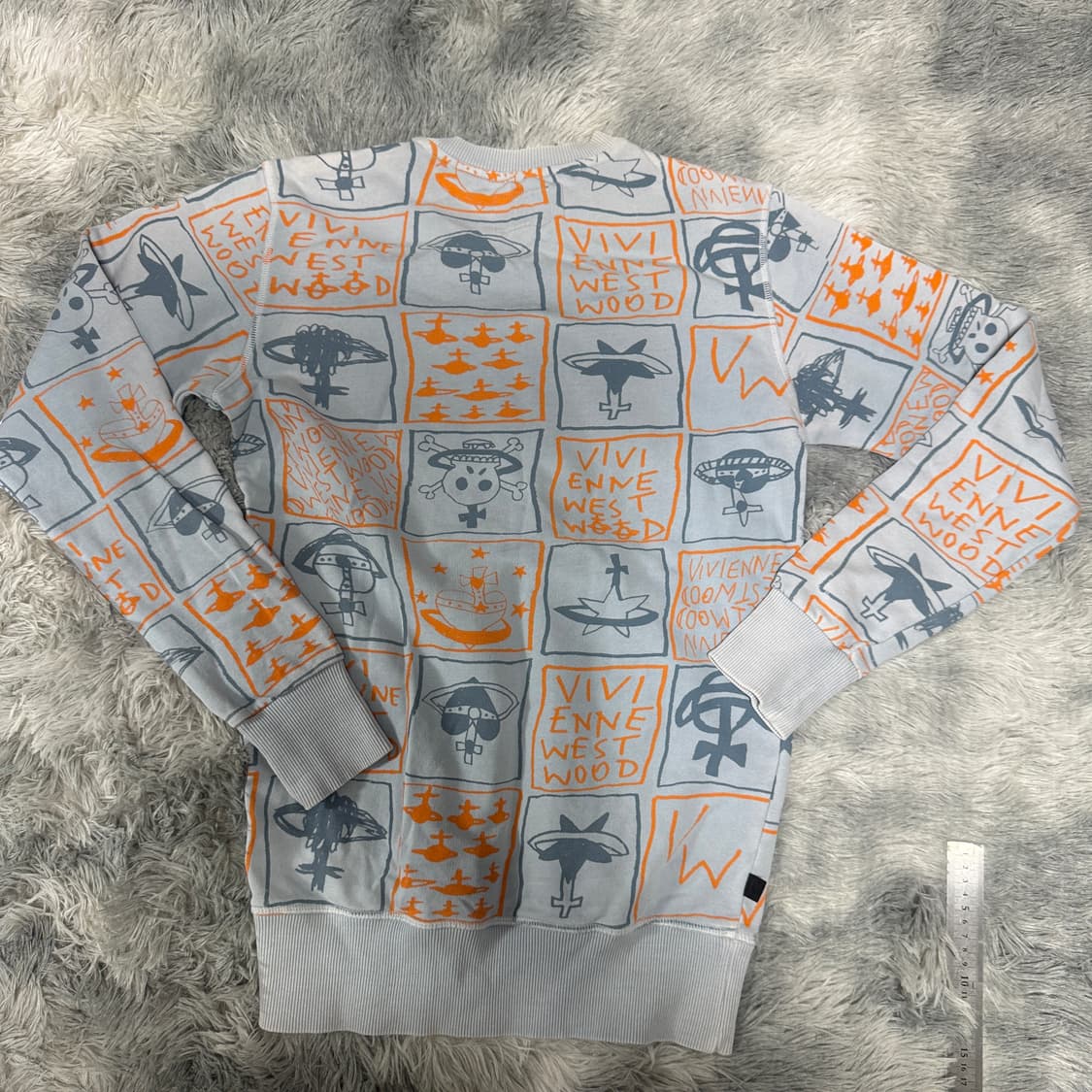 비비안웨스트우드 맨투맨 xs 사이즈 상품이미지2