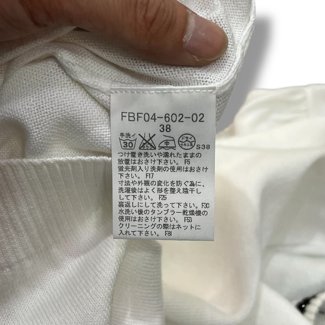  버버리 블루라벨 기마로고 하프니트 y12251 상품이미지9