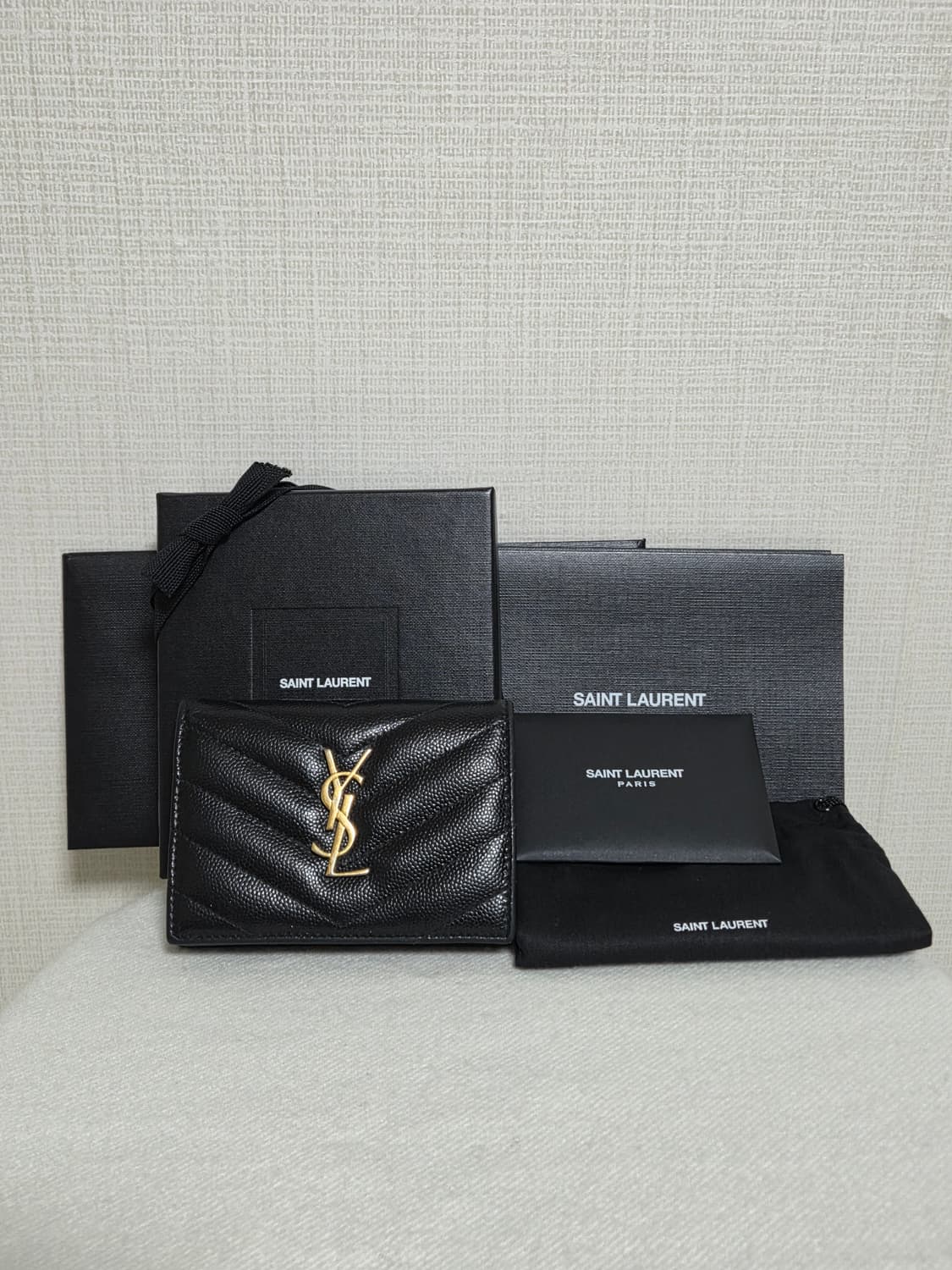 [생로랑] 카산드라 마틀라세 카드지갑(블랙) 상품이미지1