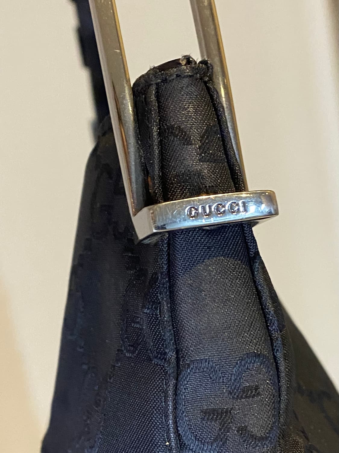 구찌 GG 나일론 숄더백 상품이미지6