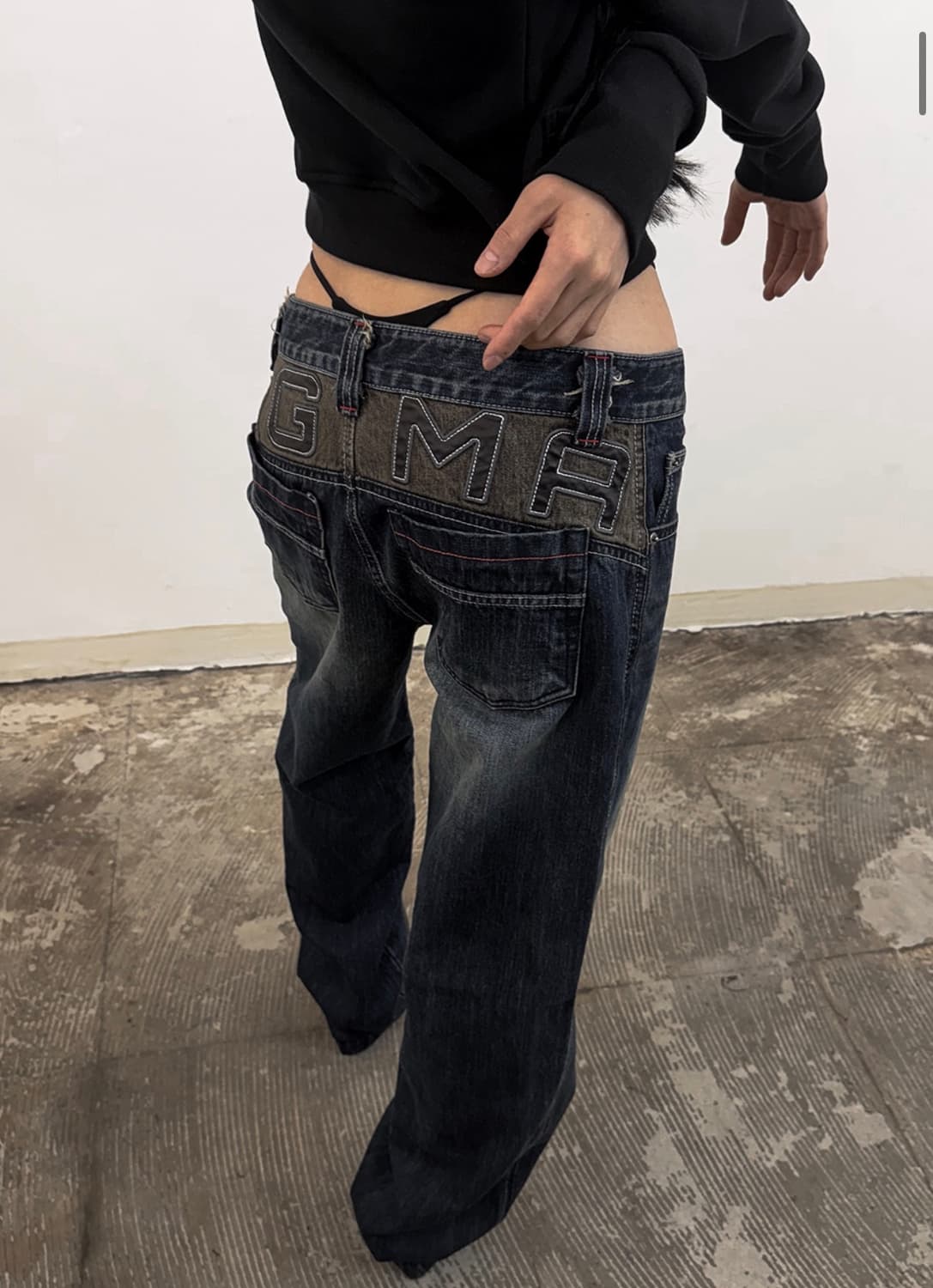 DGMA PATCHED SEMI BAGGY DENIM PANTS 상품이미지1