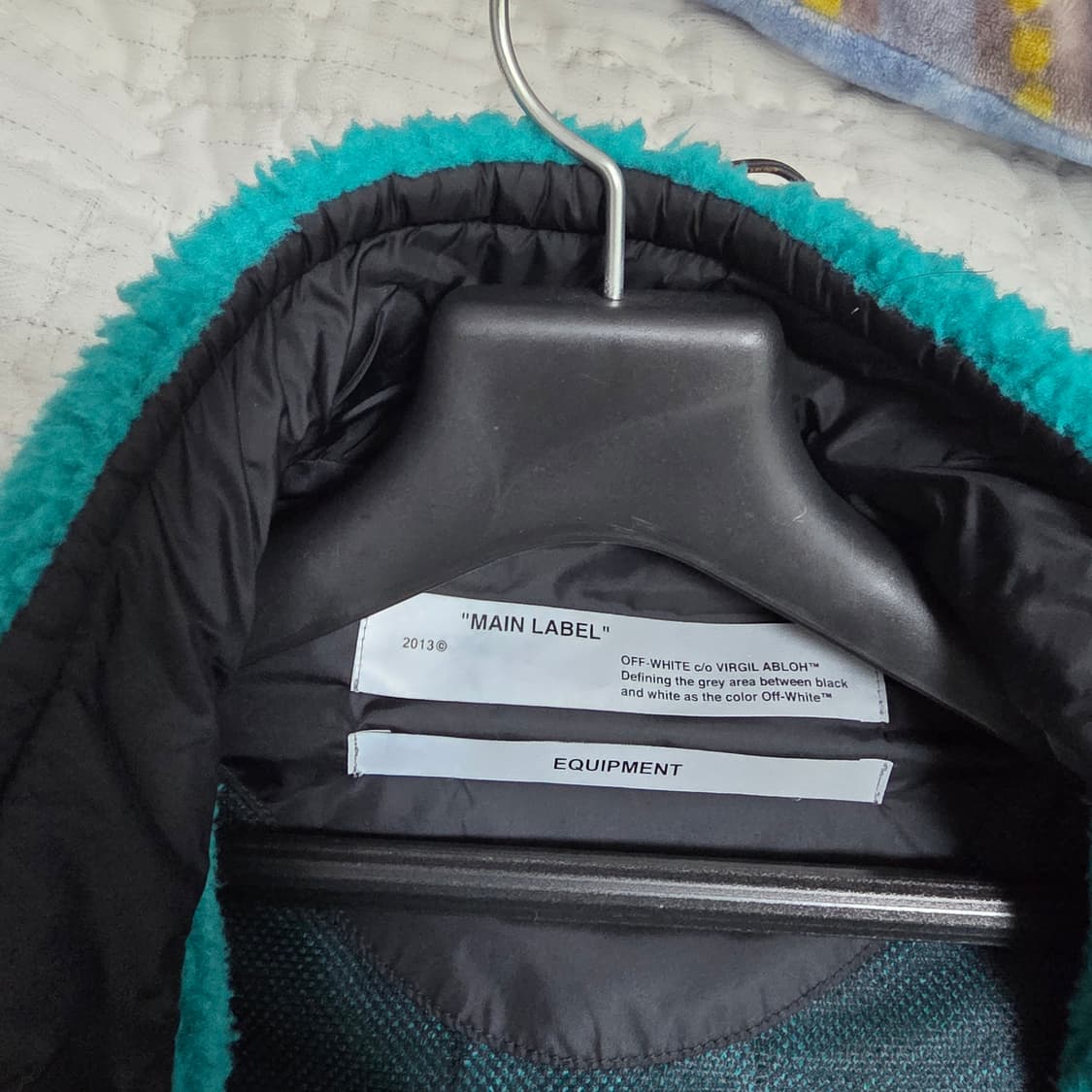 오프화이트 오버사이즈 플리스 자켓 상품이미지5