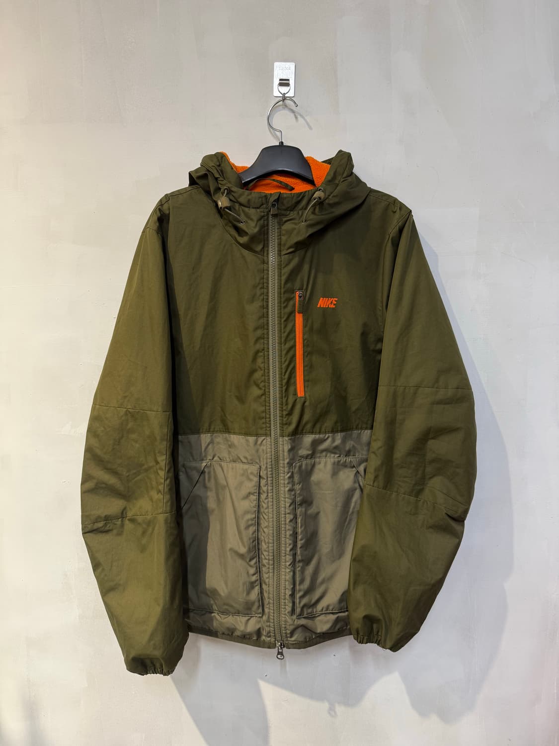 나이키 카키 기모자켓 상품이미지1