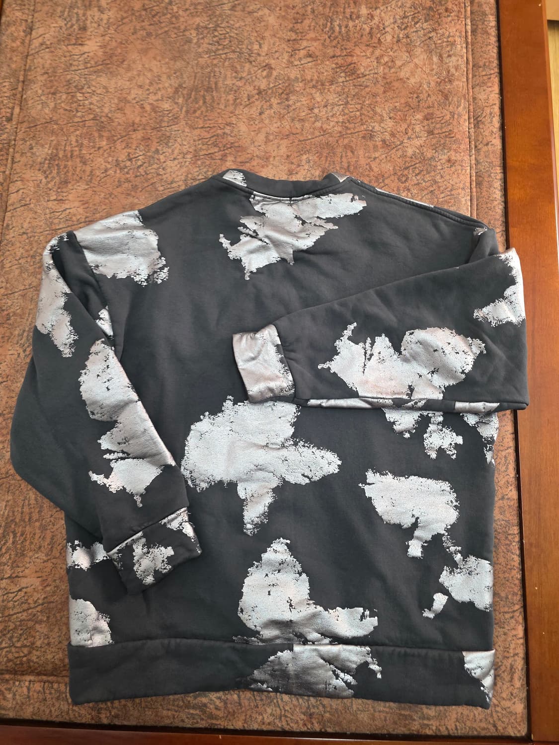 COS 코스 루즈핏 글리터 프린팅 기모 맨투맨 M 상품이미지6