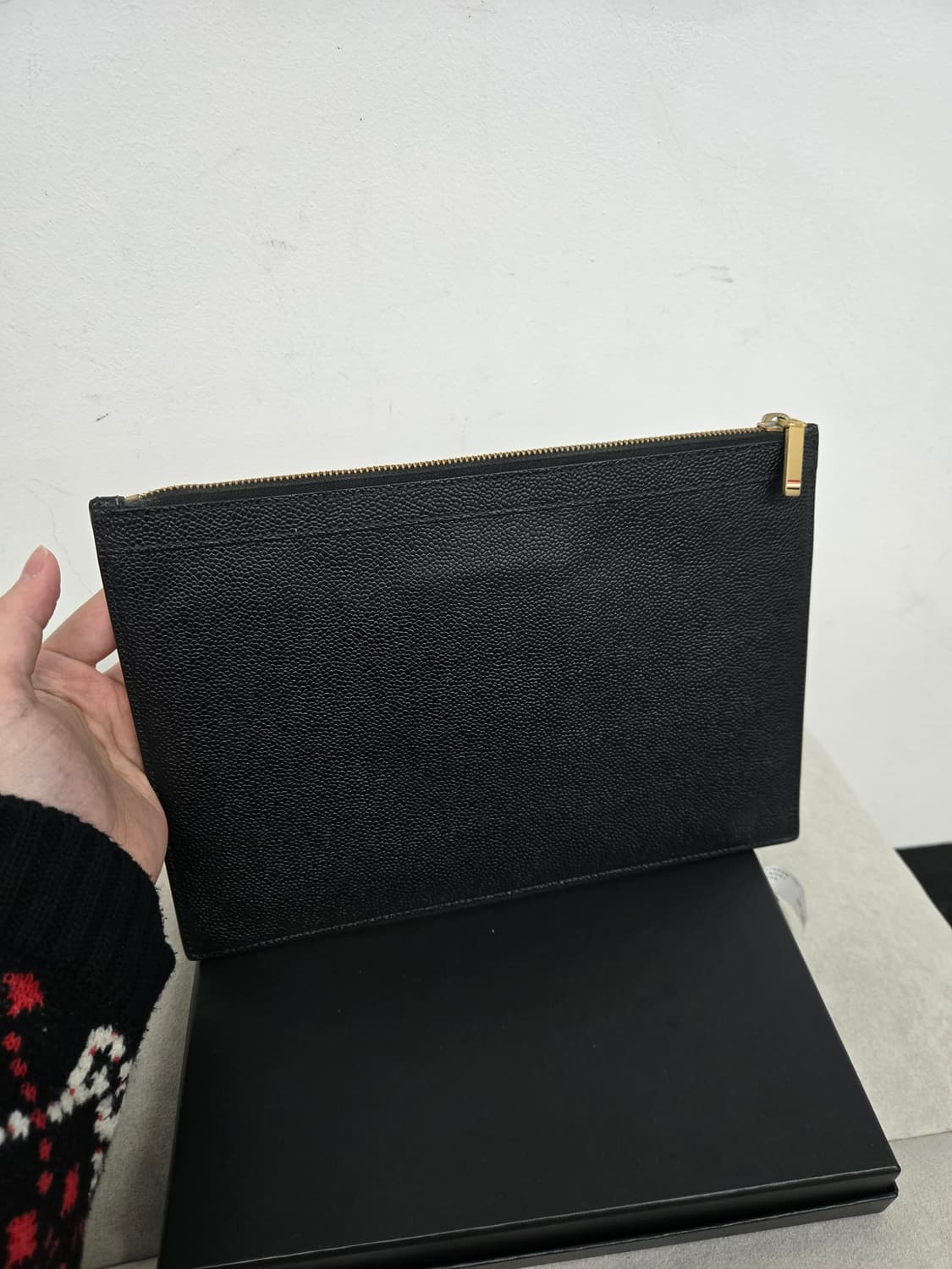 [보증서 정품] 톰브라운 사선 클러치백 상품이미지6