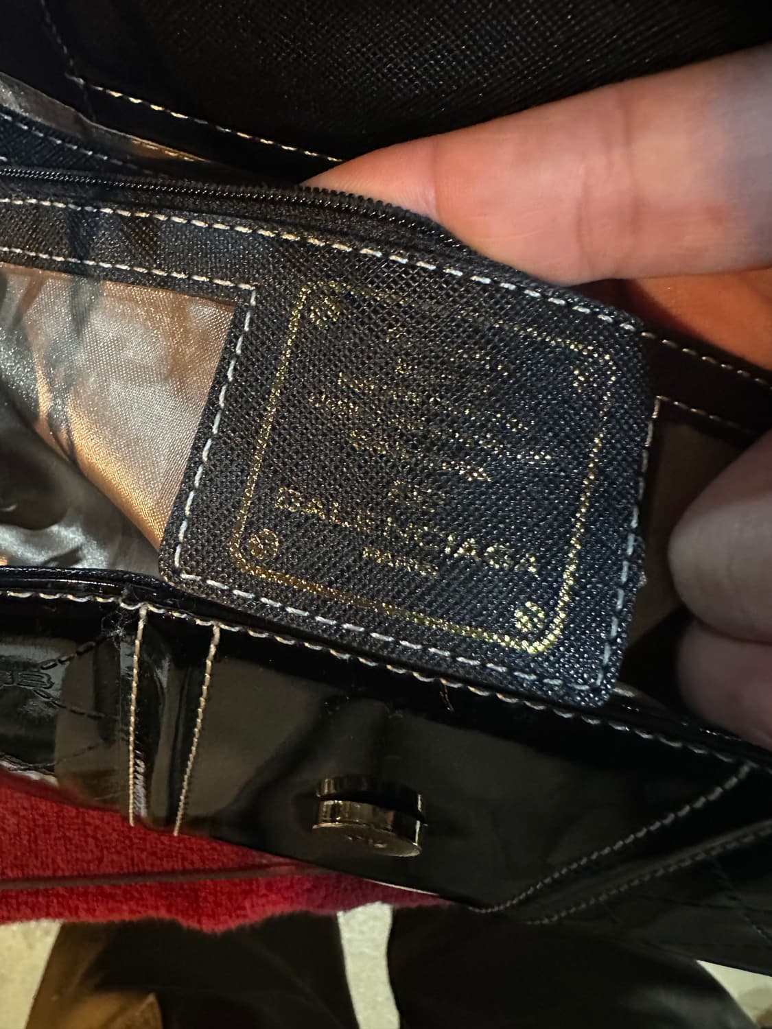 발렌시아가 에나멜 체인 숄더백 상품이미지8