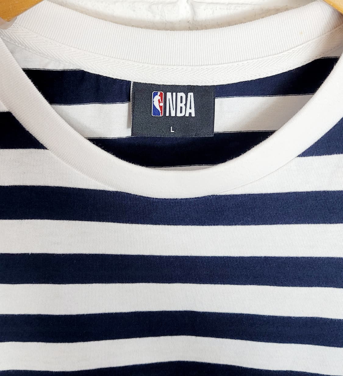 NBA 클리브랜드 스트라이프(단가라) 오버핏 반팔티셔츠 판매 상품이미지6