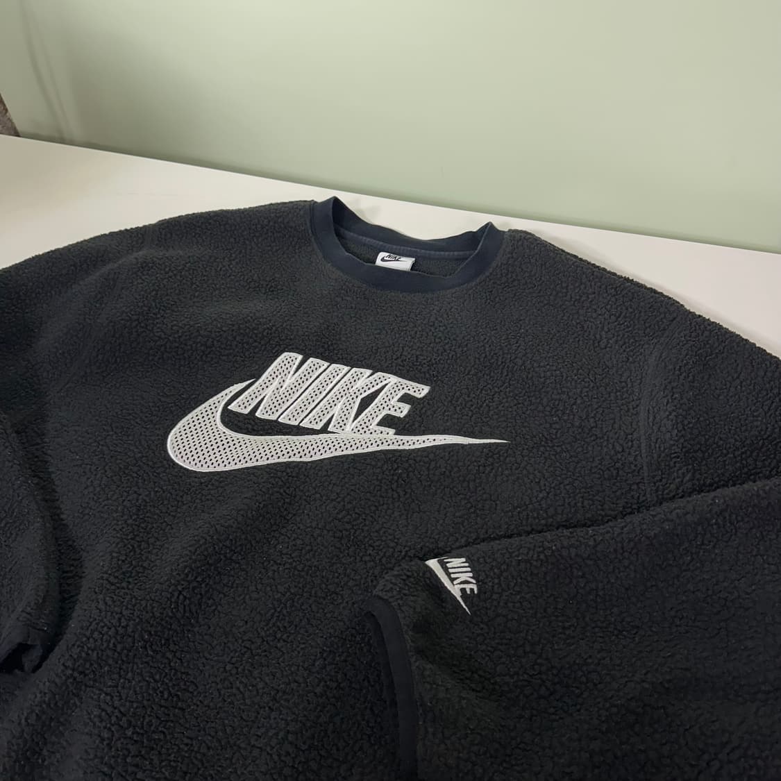 XL 나이키 오버핏 먹색 빅자수 플리스맨투맨 상품이미지1