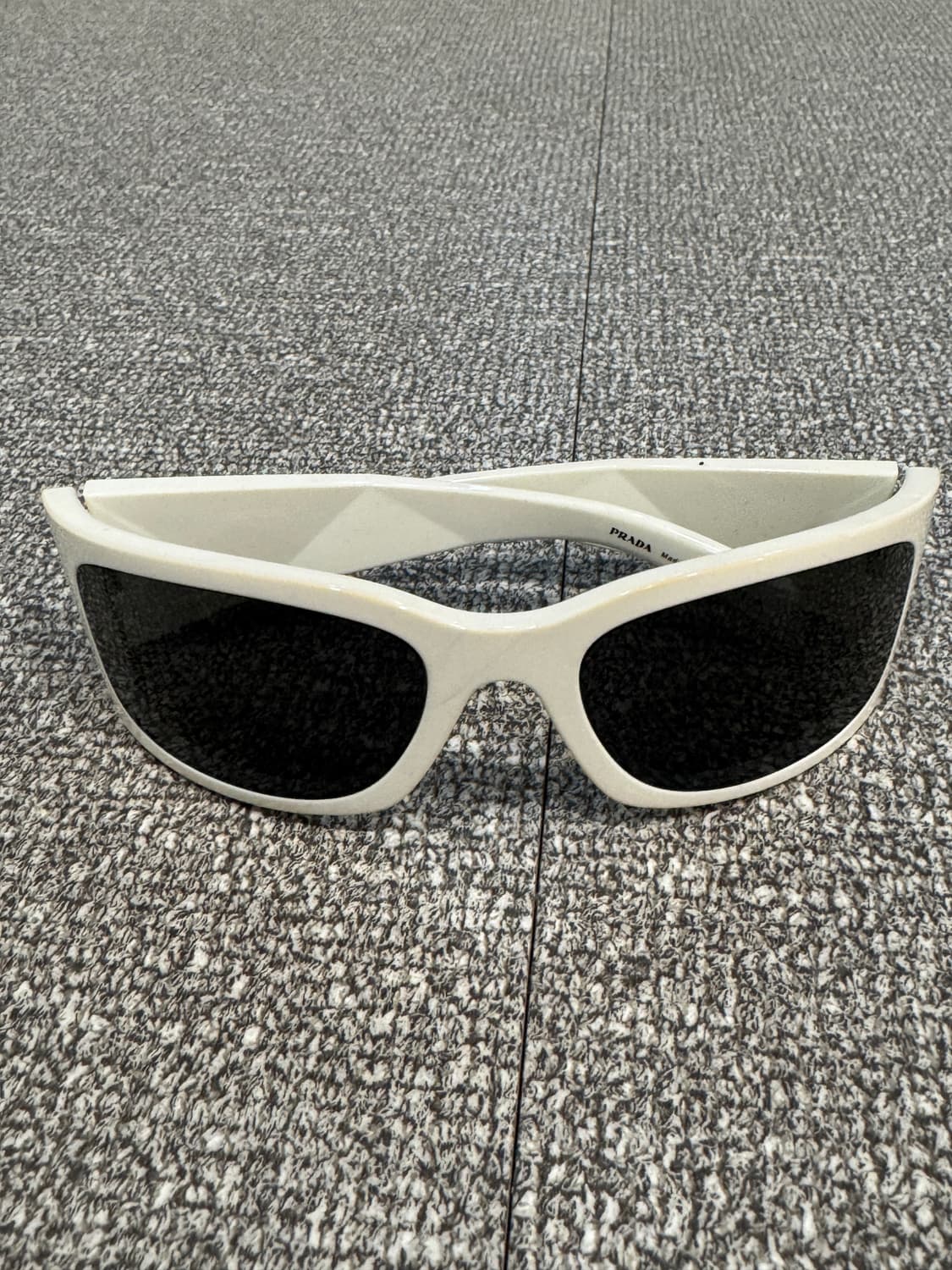 프라다 pra19s 선글라스 칸예 제품 상품이미지5