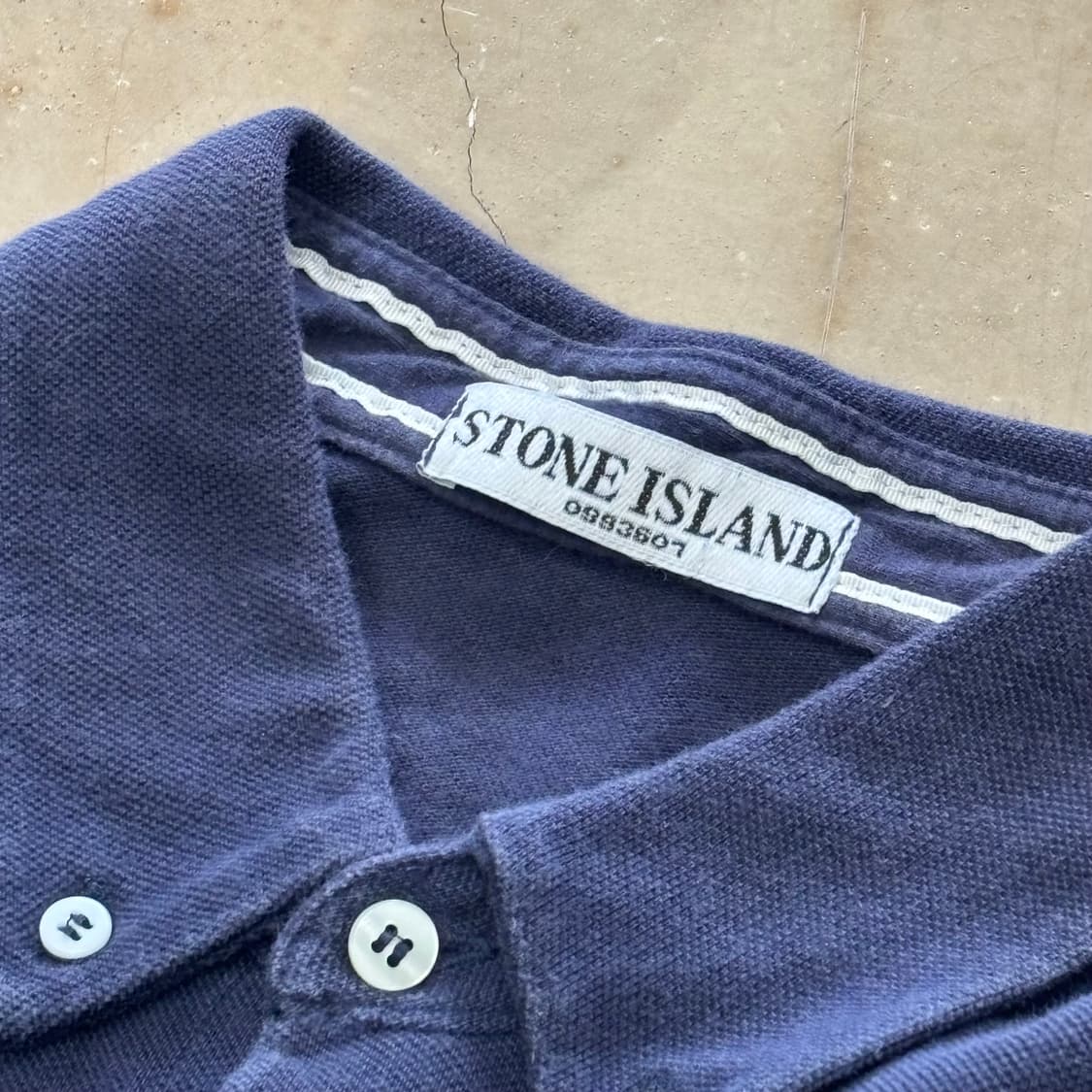 S 스톤아일랜드 네이비 카라 반팔티셔츠 상품이미지4