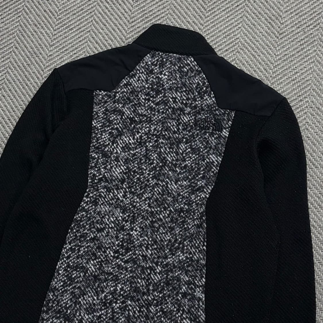 노스페이스 블랙 보카시 니트 집업 v1705 상품이미지4