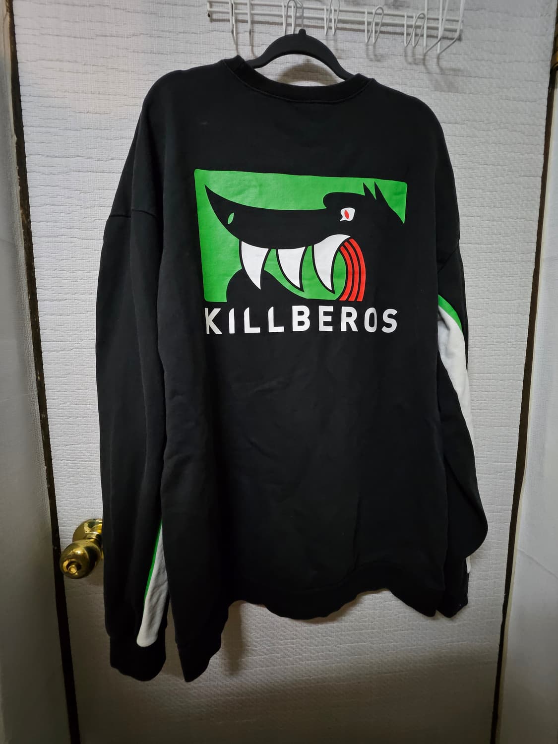 킬베로스10주년 역치 맨투맨 상품이미지1