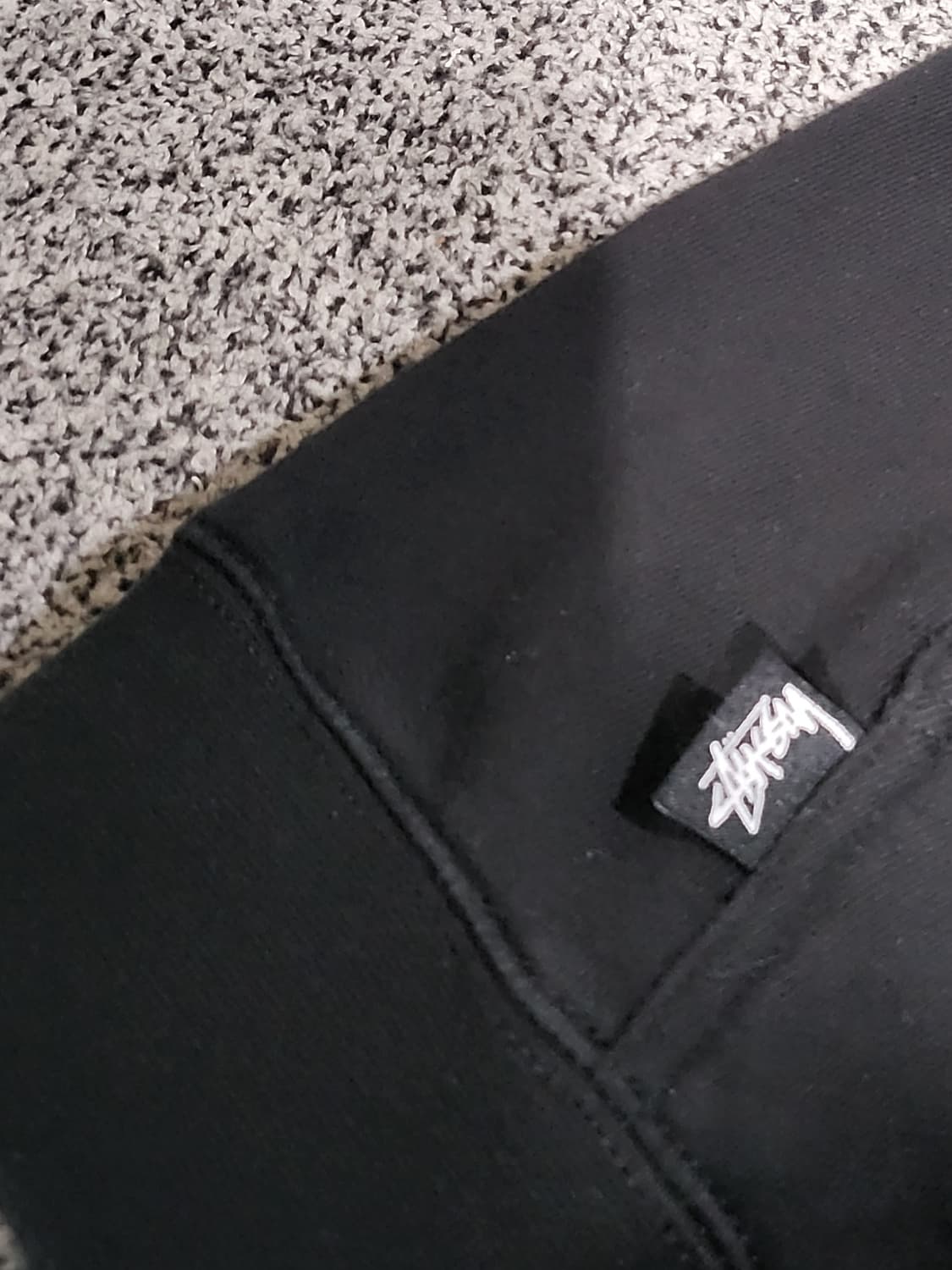 스투시(Stüssy) 블랙 후드티 상품이미지4