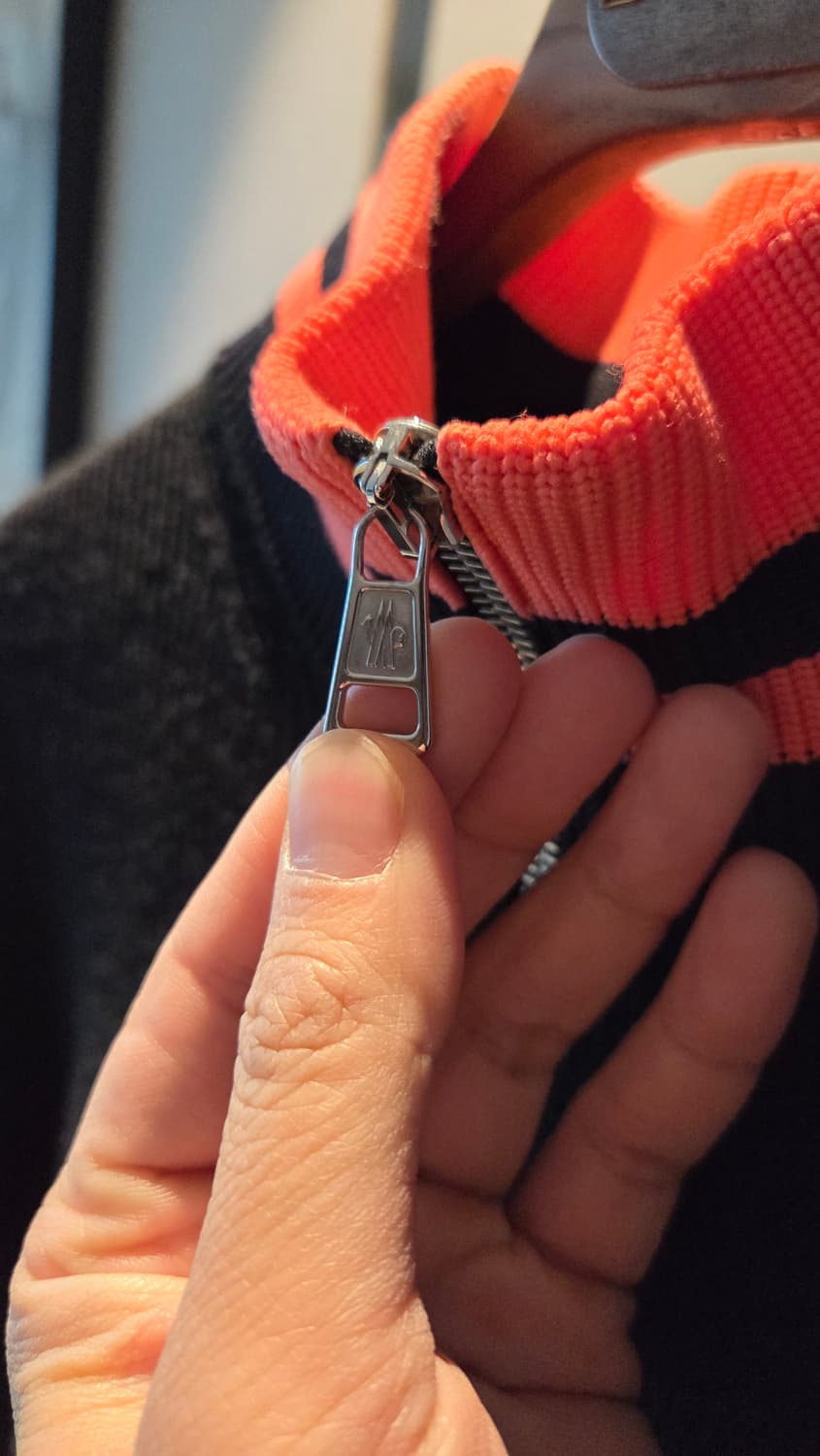 몽클레어 반집업 판매 상품이미지3