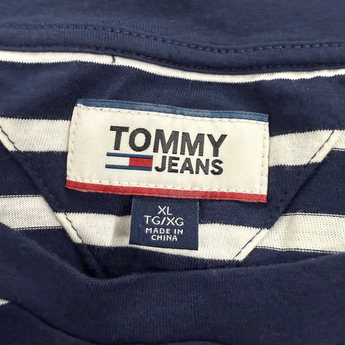 타미힐피거 네이비 화이트 스트라이프 단가라 긴팔 티셔츠  상품이미지5