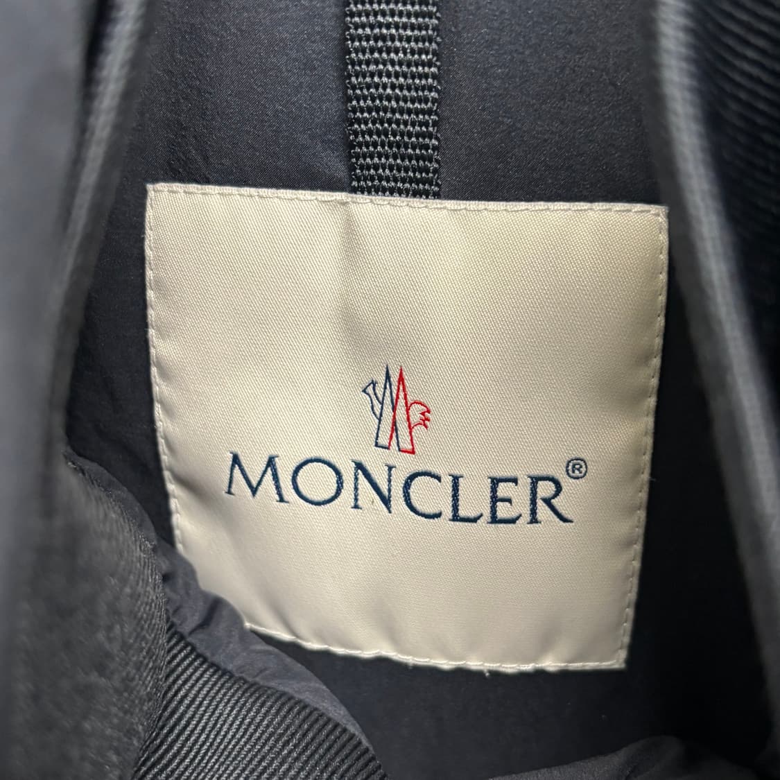 [4]몽클레어 블랙와펜 롱 패딩 상품이미지3