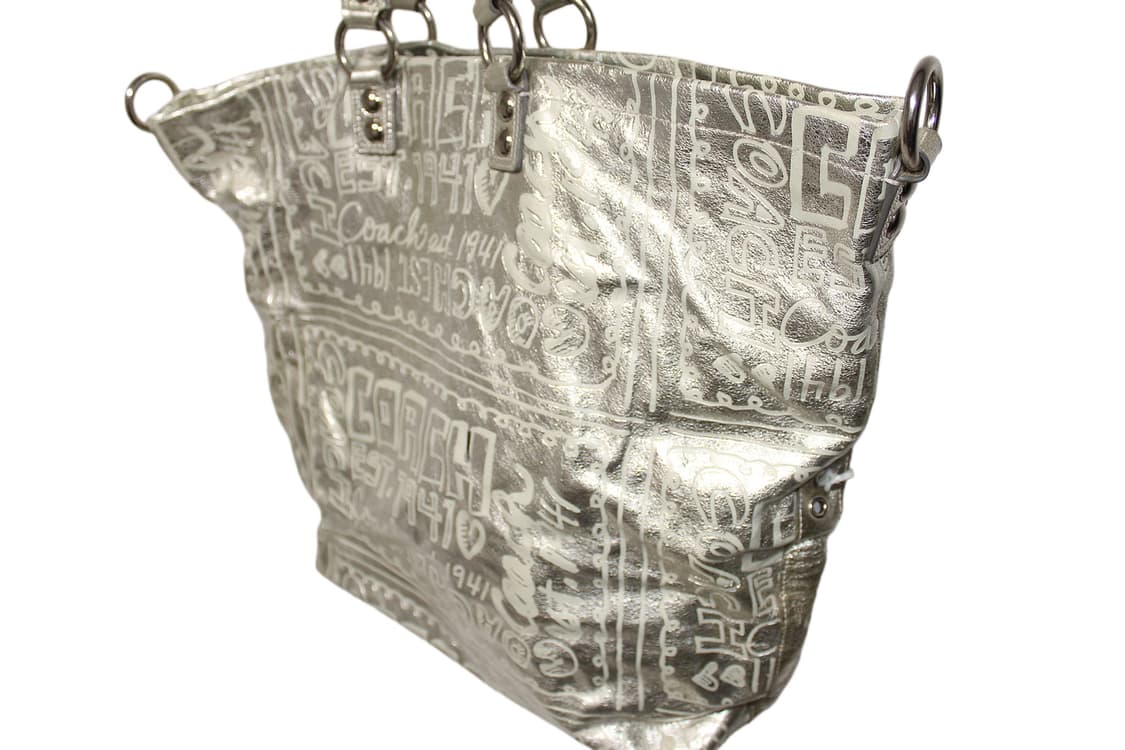 2000s COACH 코치 Y2K 메탈릭 그래피티 토트백 상품이미지6
