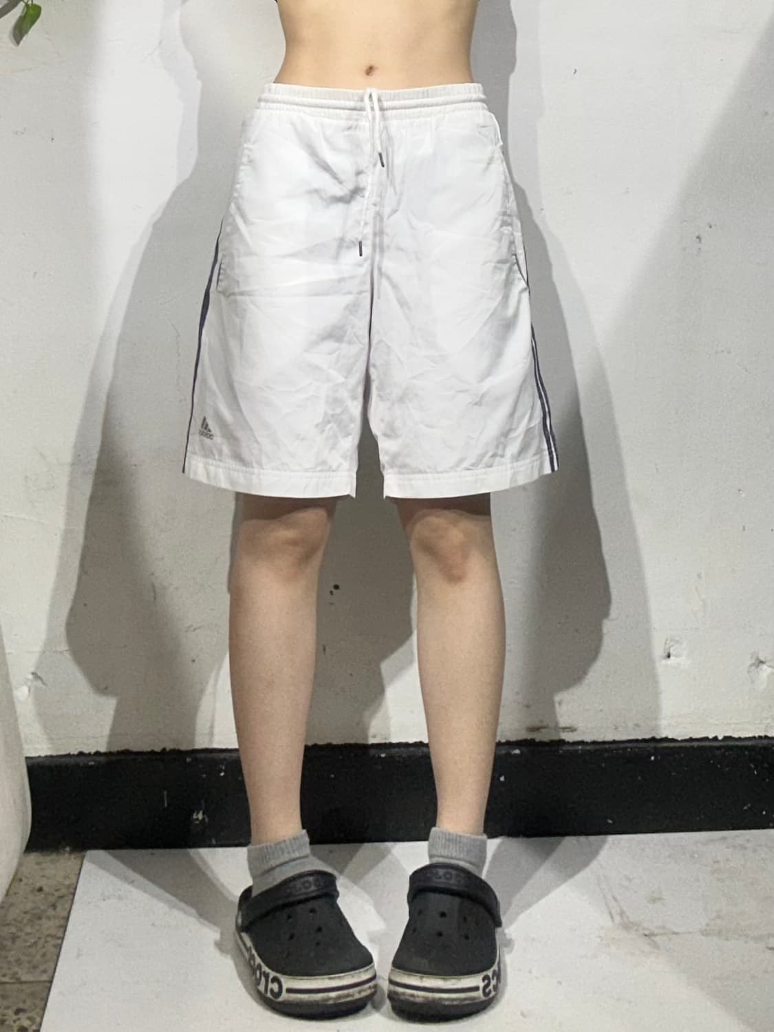 아디다스 와이드 화이트 블랙 삼선 버뮤다 반바지 S 상품이미지2