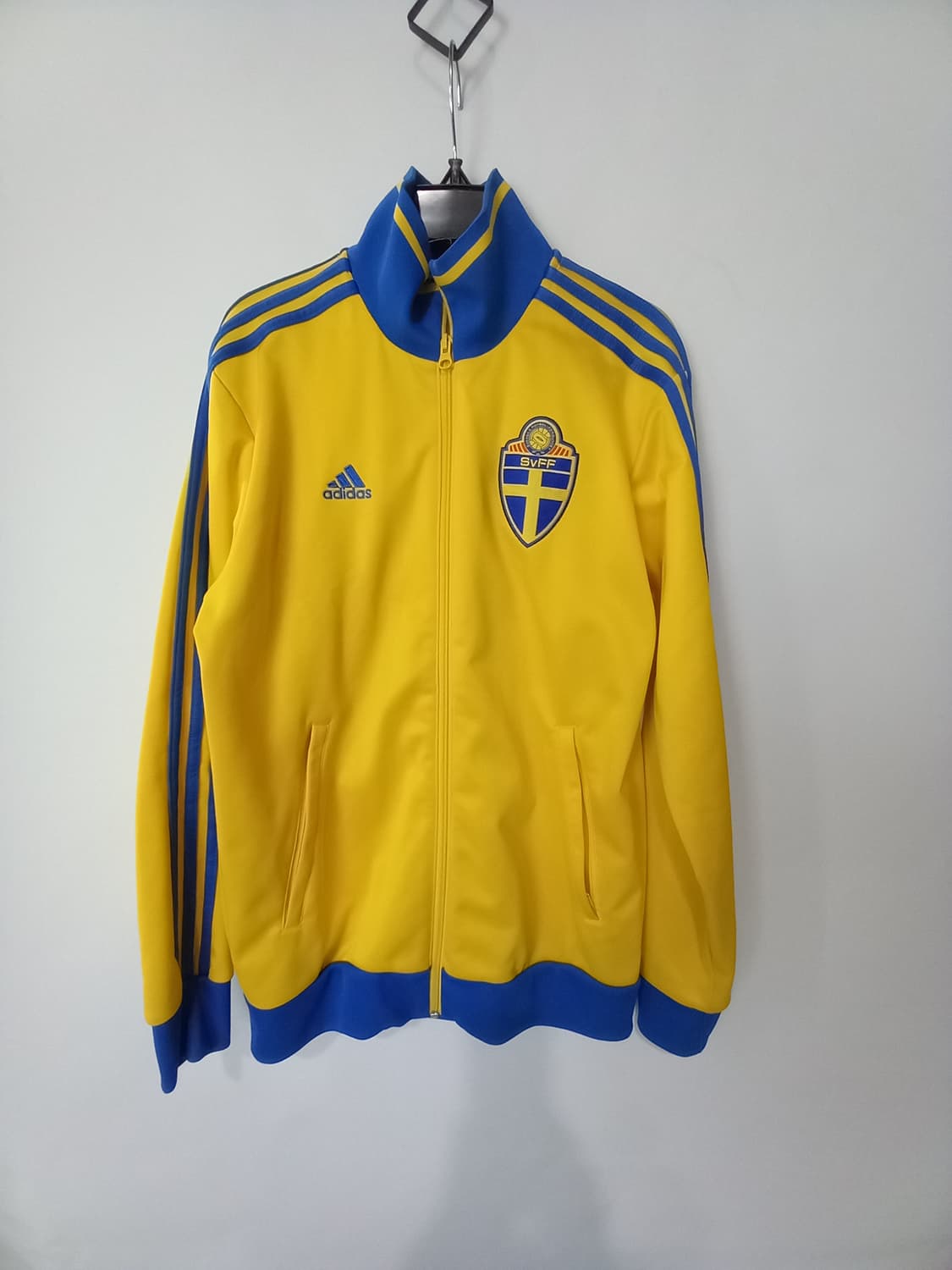 아디다스 스웨덴 축구져지  상품이미지1