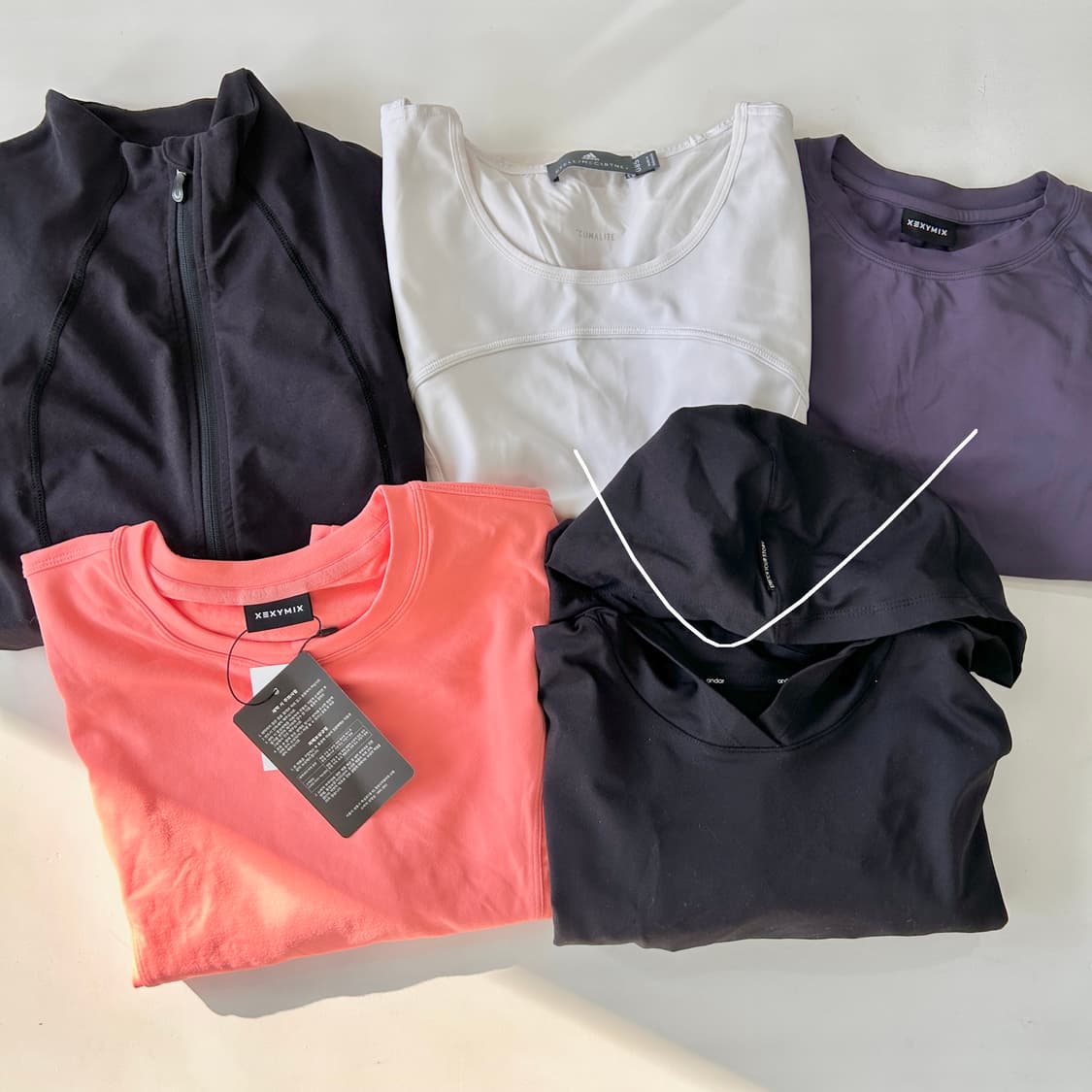 안다르 여성 운동복 후드티 블랙 상품이미지4