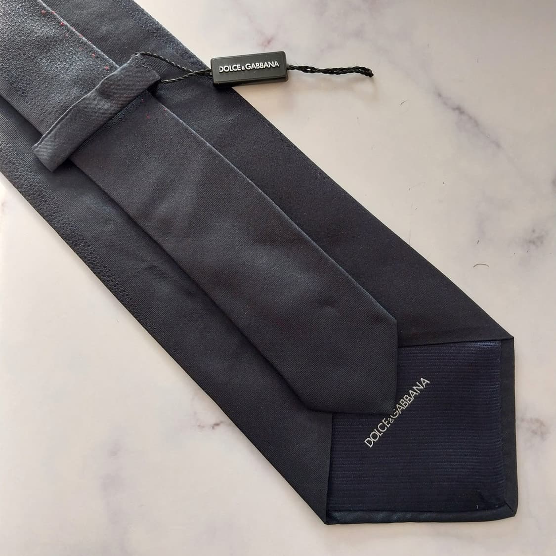 돌체앤가바나 실크 블랙&레드 포인트 넥타이 9.9cm 새상품 K1377
 상품이미지9