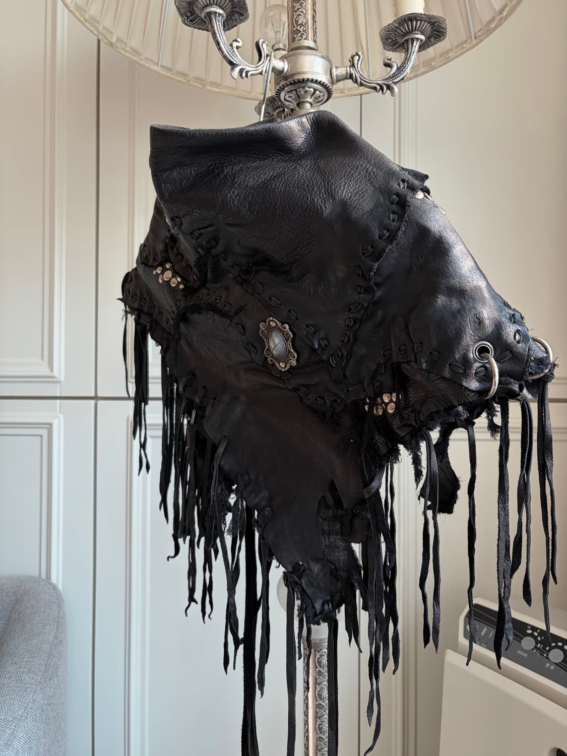 Engrave the cross 레더 스터드 스카프 상품이미지3