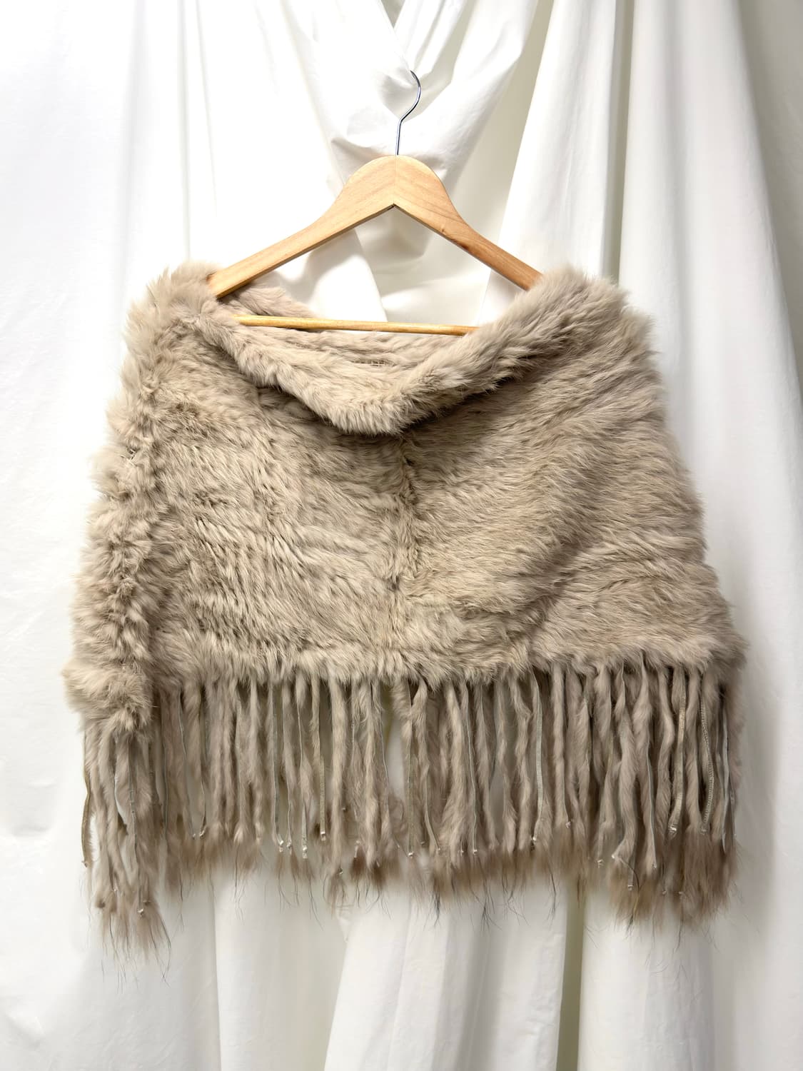 Goa Rabbit  Fur Fringe Pancho Cape/ Os 상품이미지1
