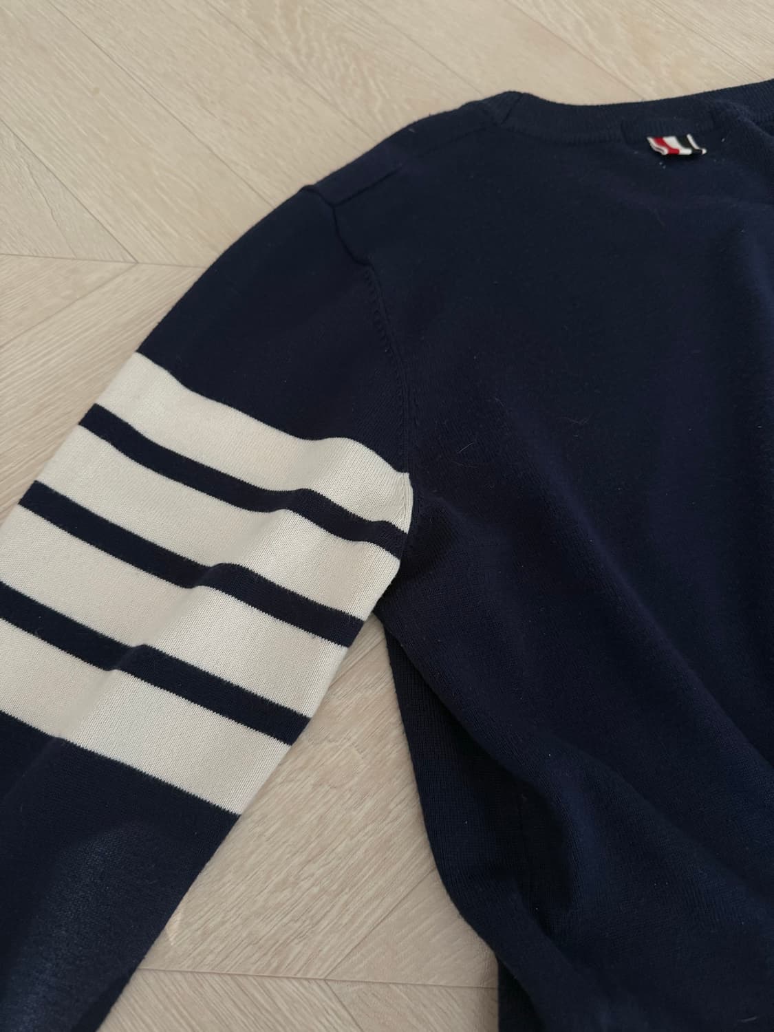 톰브라운 캐시미어 니트 95-100 상태A 상품이미지3