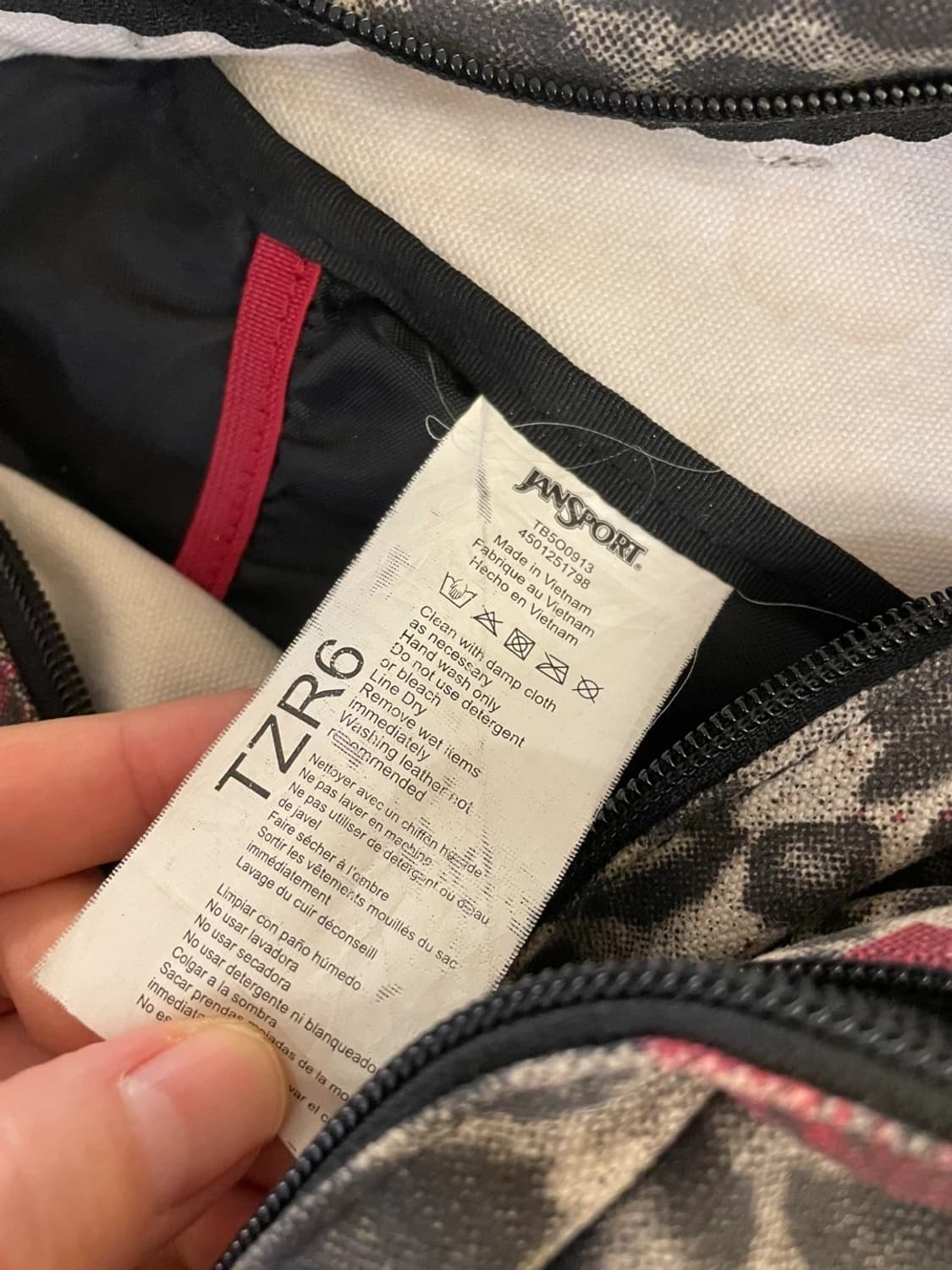 잔스포츠 레오파드 장미 백팩 상품이미지5