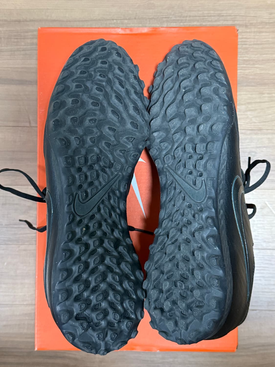 [275] 나이키 팬텀 GX 프로 TF 풋살화 상품이미지3