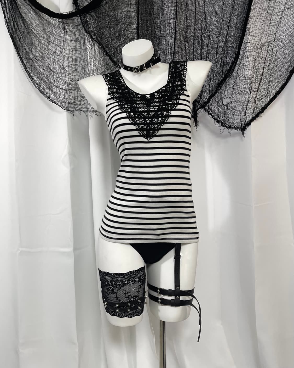 lace stripe sleeveless 상품이미지1