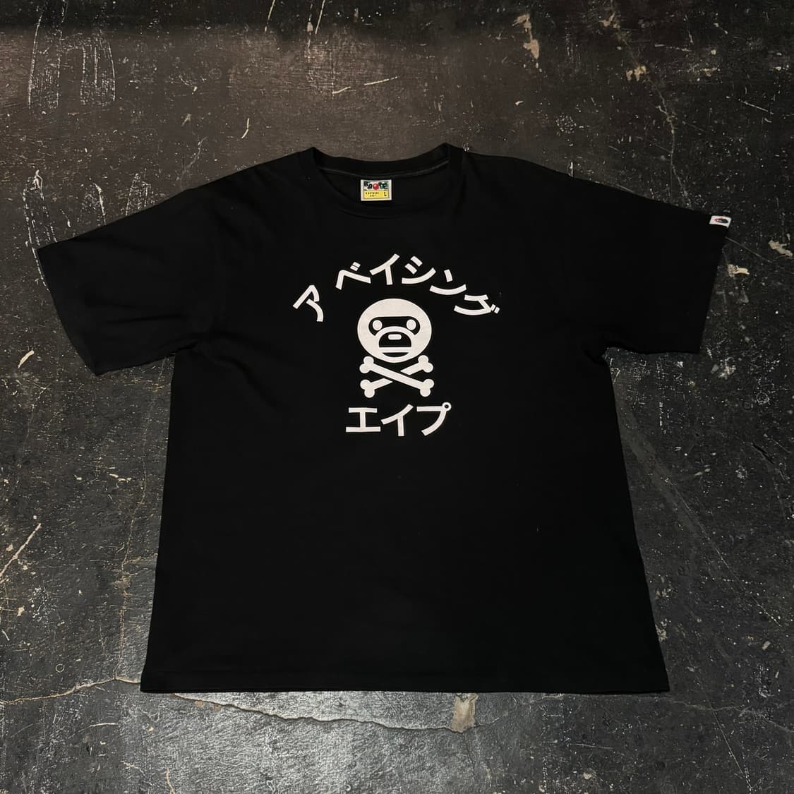 베이프 반팔티 상품이미지1