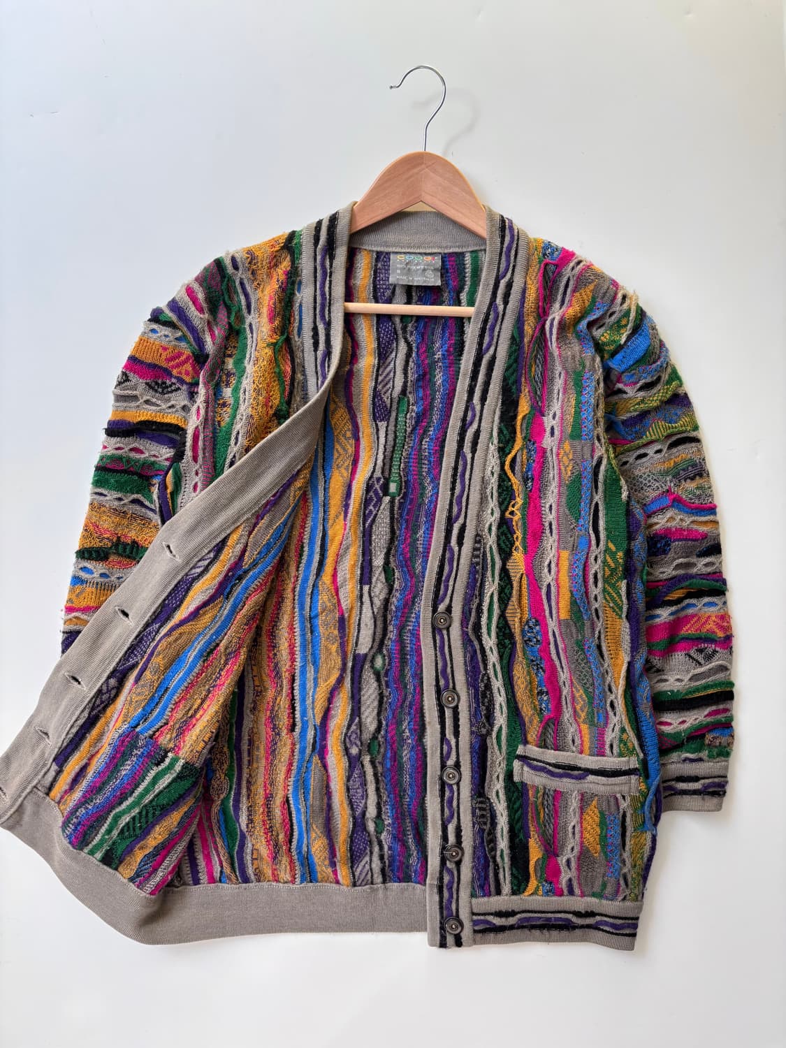 Coogi 쿠지 멀티컬러 케이블 브이넥 니트 가디건 상품이미지2