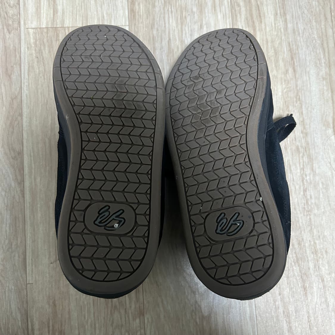 이에스 악셀 스케이트 보드화 상품이미지5