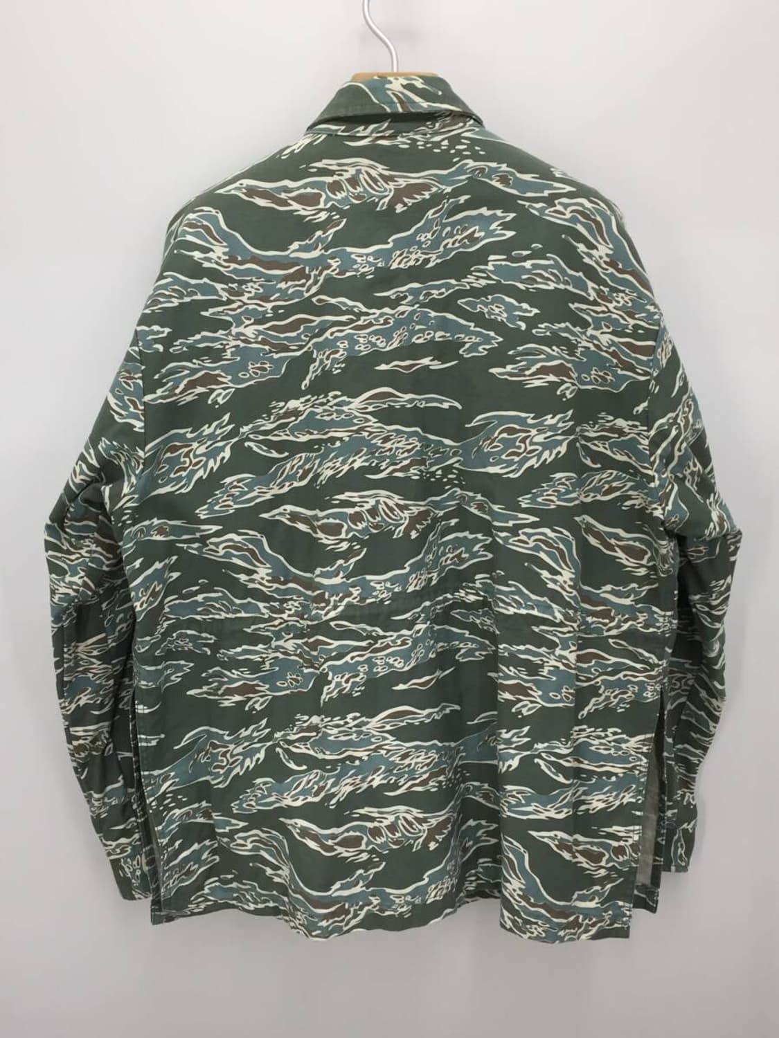 [M] 언디피티드(UNDEFEATED) 타이거 카모 M-65 밀리터리 상품이미지3