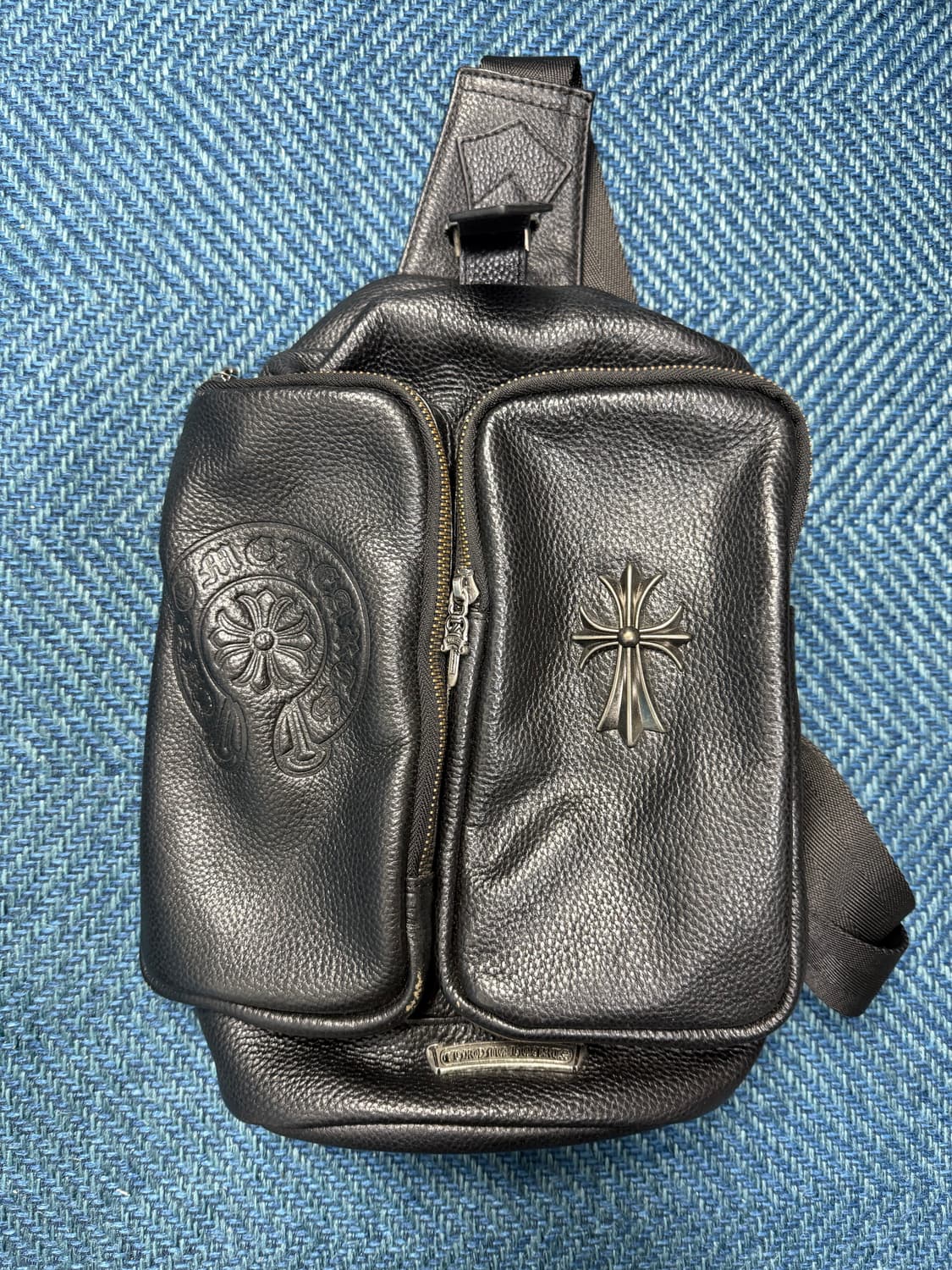 [유니크 디자인] 크롬하츠 스타일 레더 크로스백 상품이미지1